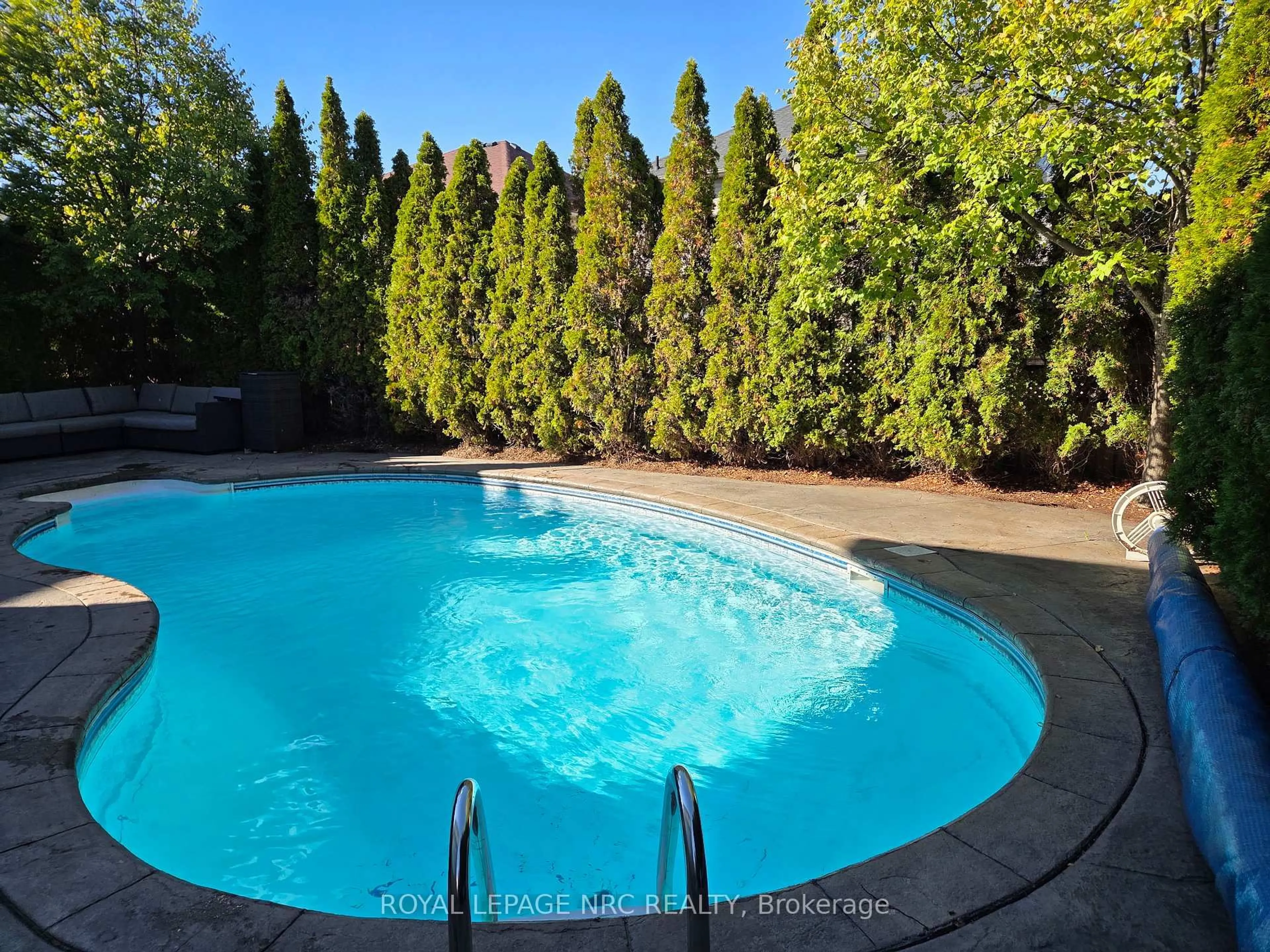 Pool for 23 Moorland Cres, Hamilton Ontario L9K 1N6