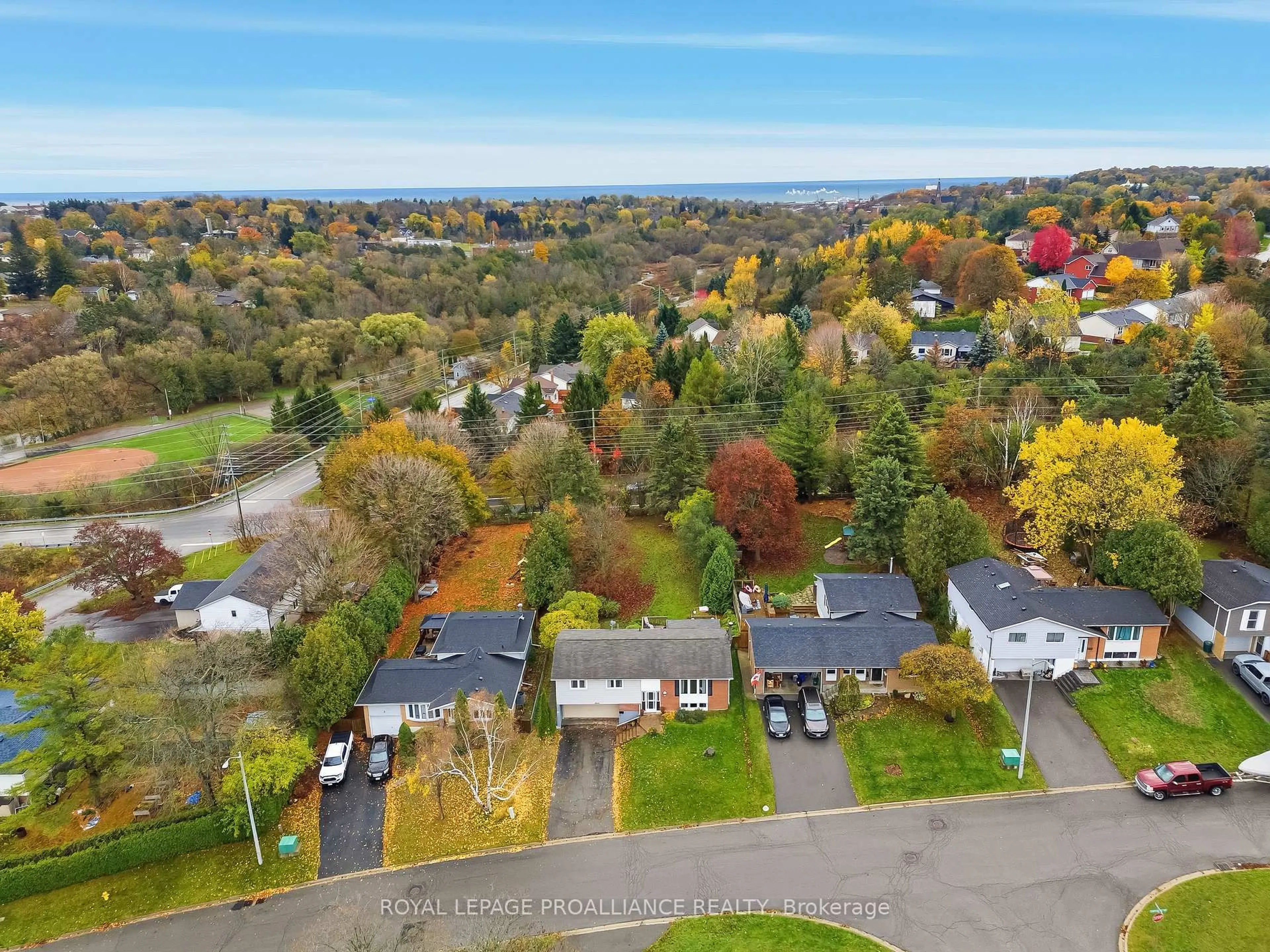 A pic from outside/outdoor area/front of a property/back of a property/a pic from drone, unknown for 7 Centennial Dr, Port Hope Ontario L1A 3S9