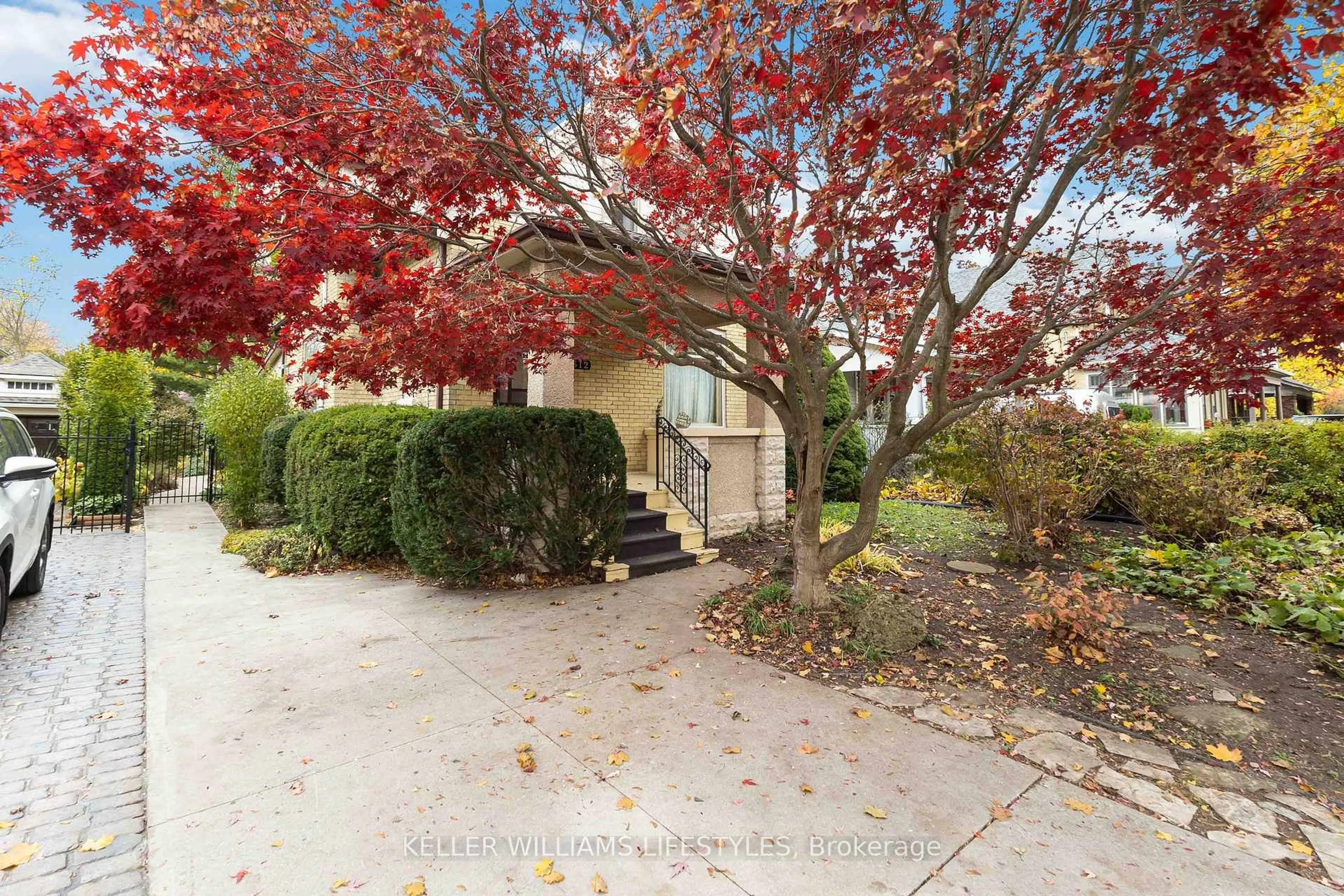 Unknown for 512 St James St, London East Ontario N5Y 3P3