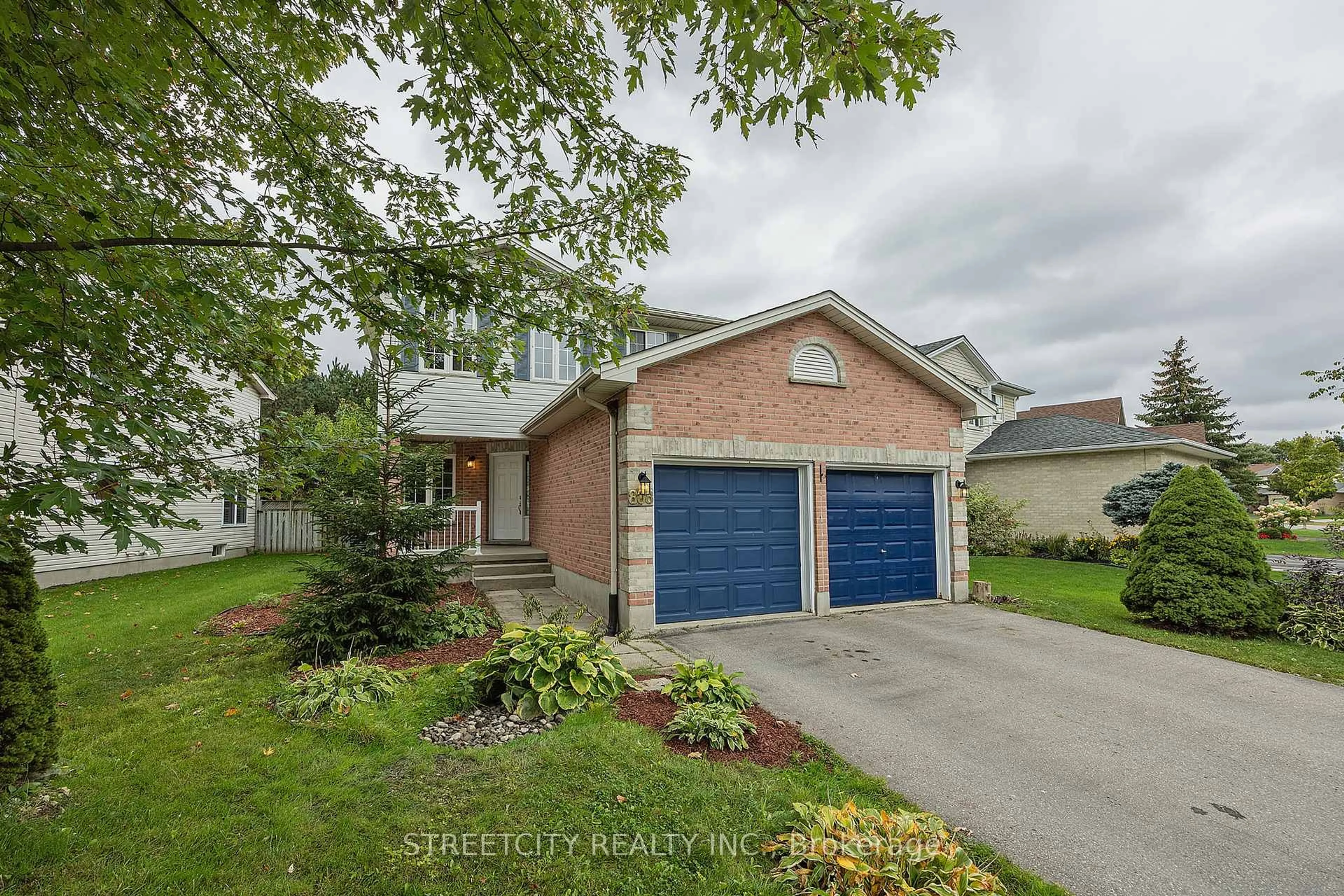 Home with brick exterior material, street for 808 GUILDWOOD Blvd, London North Ontario N6H 5G2