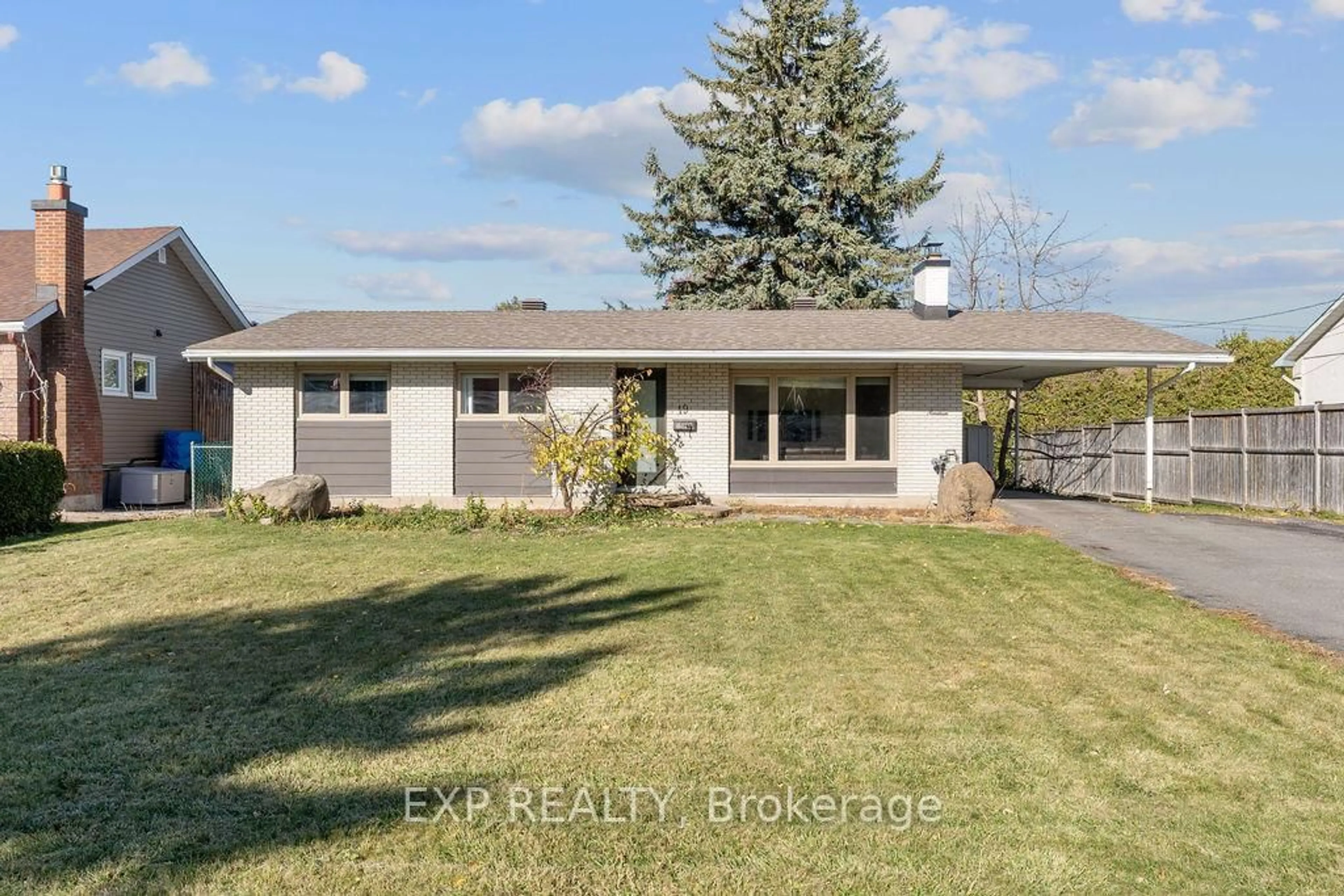 Home with vinyl exterior material, street for 19 Sunnycrest Dr, Ottawa Ontario K2E 5Y3