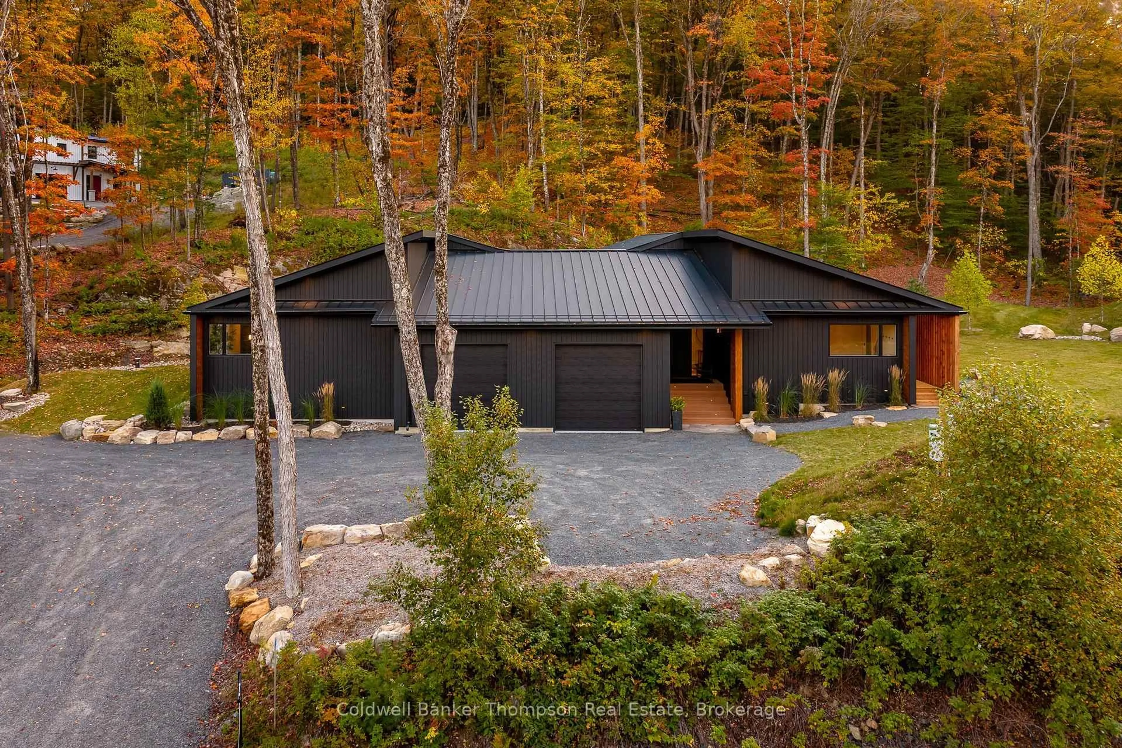 Unknown for 21 Natures Way, Huntsville Ontario P1H 0B4