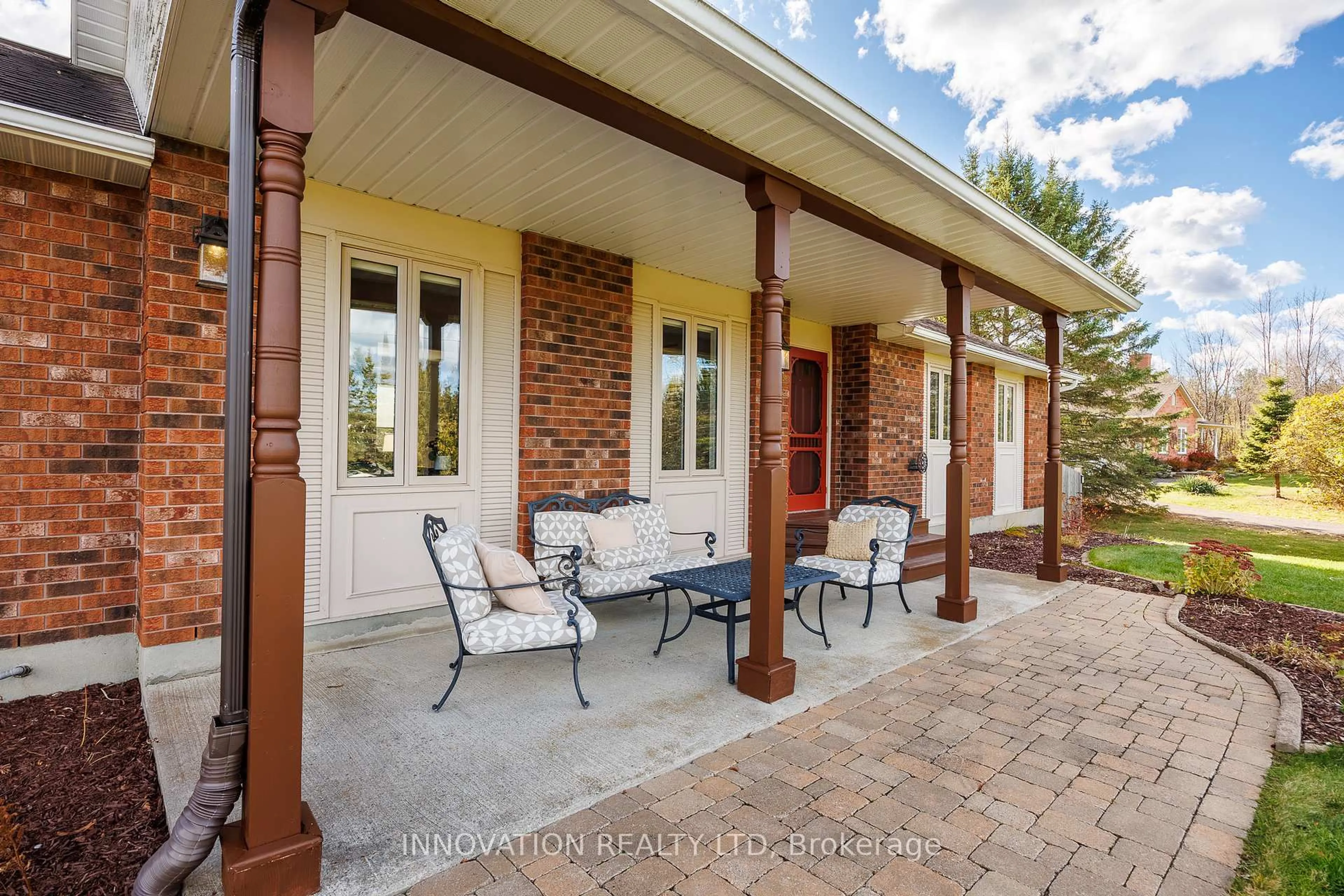 Patio, unknown for 201 Greystone Cres, Almonte Ontario K0A 1A0