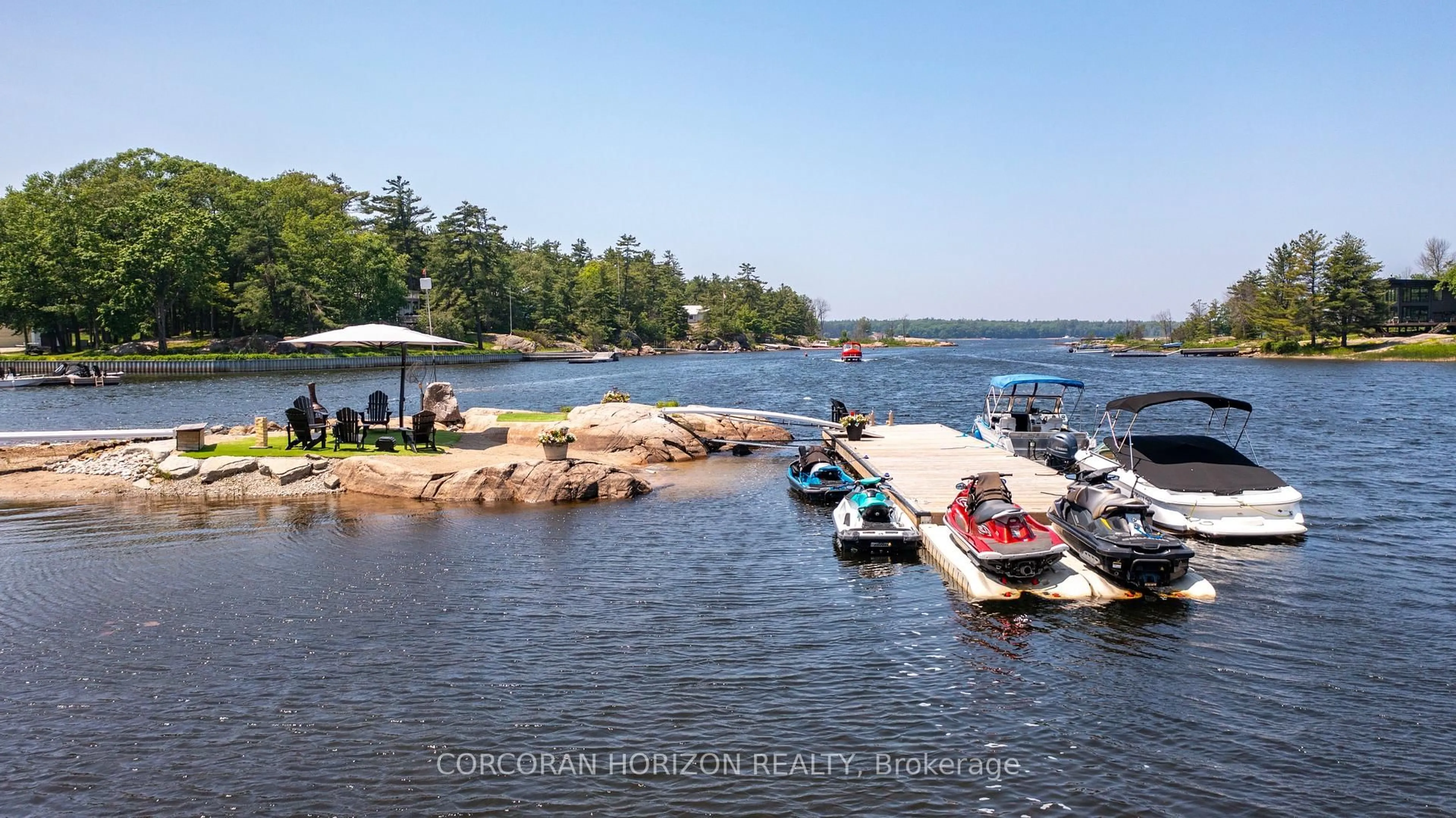 A pic from outside/outdoor area/front of a property/back of a property/a pic from drone, water/lake/river/ocean view for 100 ISLAND 630 GEORGIAN BAY, Georgian Bay Ontario P0E 1E0