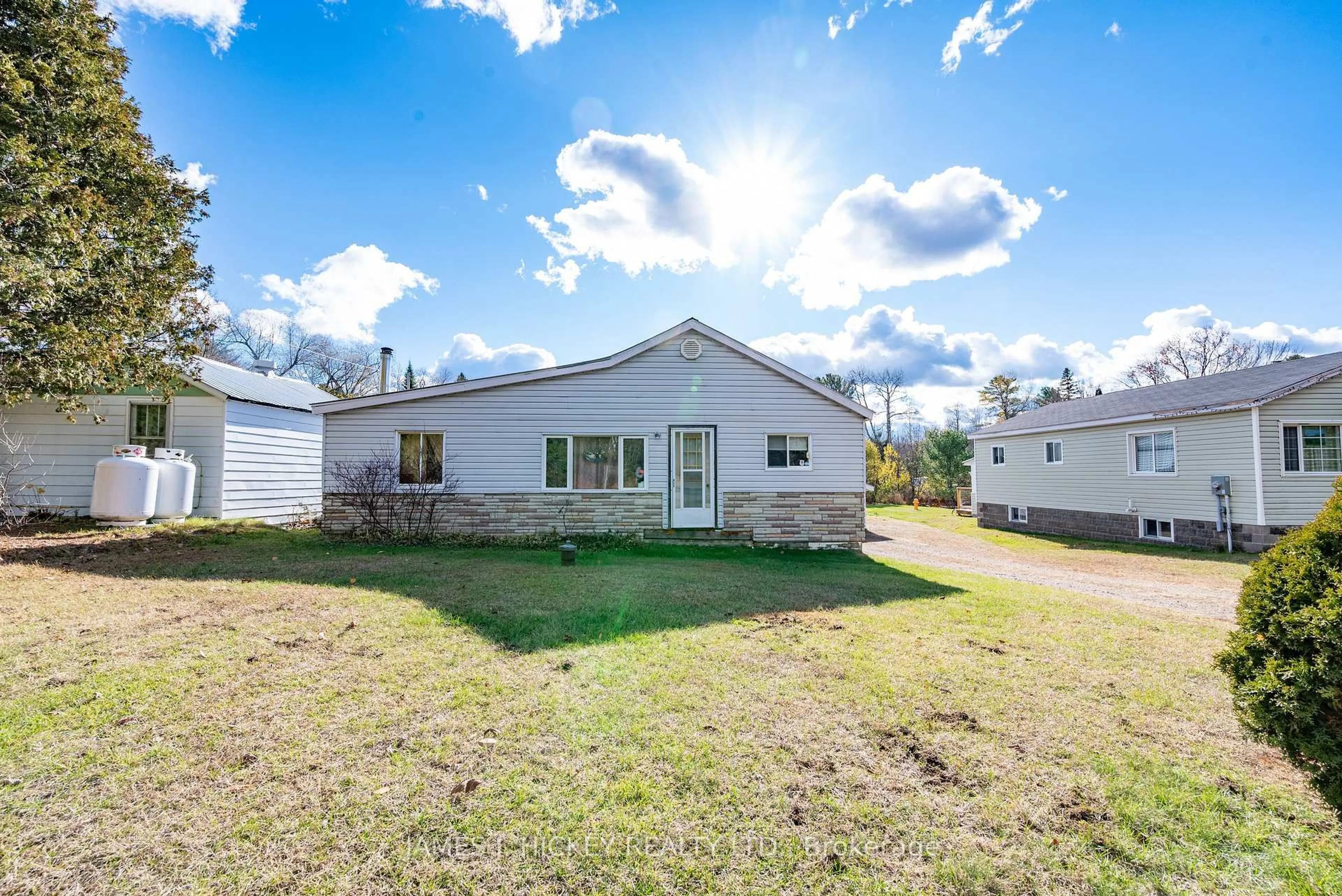 A pic from outside/outdoor area/front of a property/back of a property/a pic from drone, unknown for 37103 Highway 17 Highway, Rolphton Ontario K0J 2H0