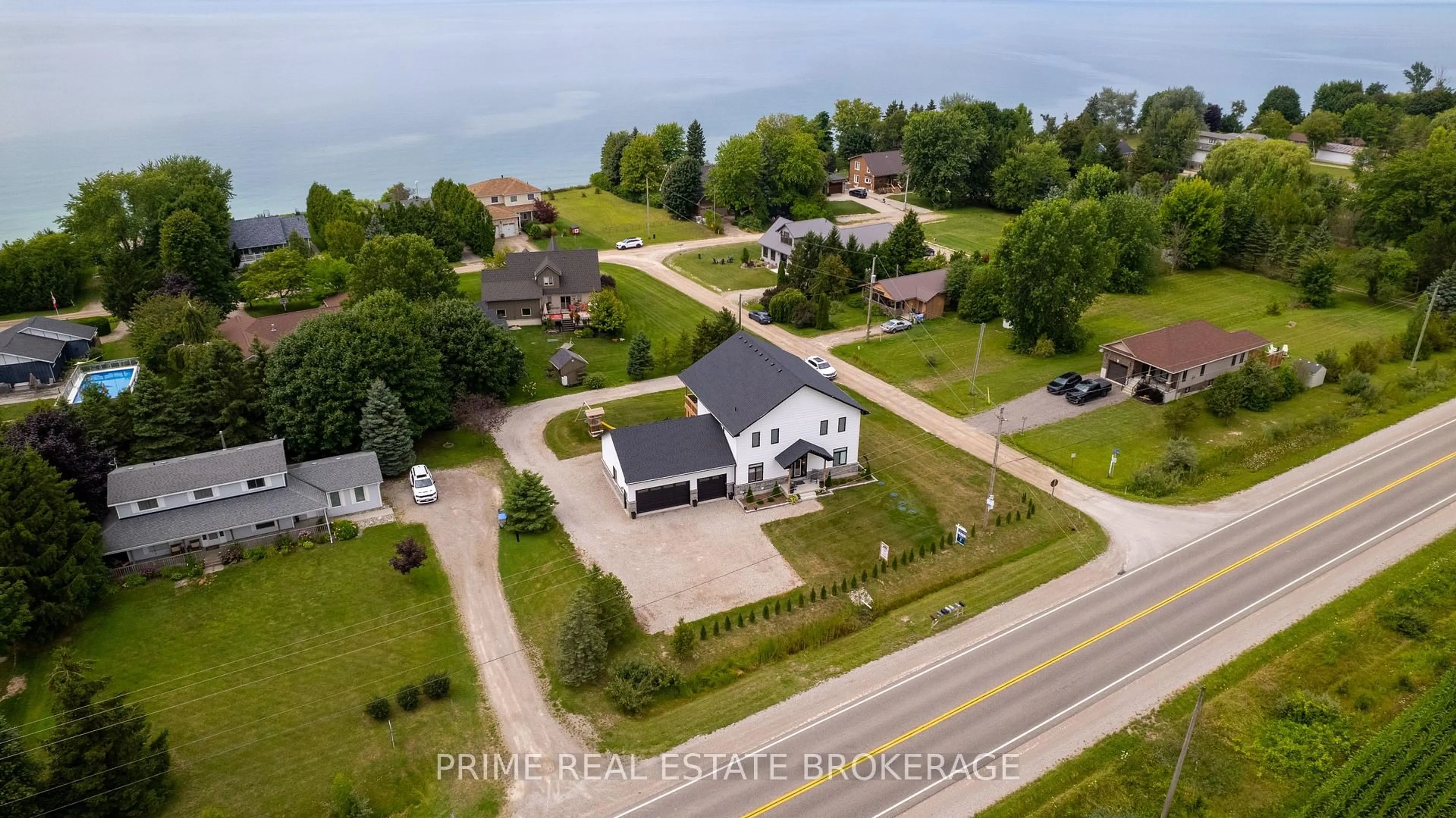 A pic from outside/outdoor area/front of a property/back of a property/a pic from drone, water/lake/river/ocean view for 33977 Kildeer Dr, Bluewater Ontario N0M 1N0