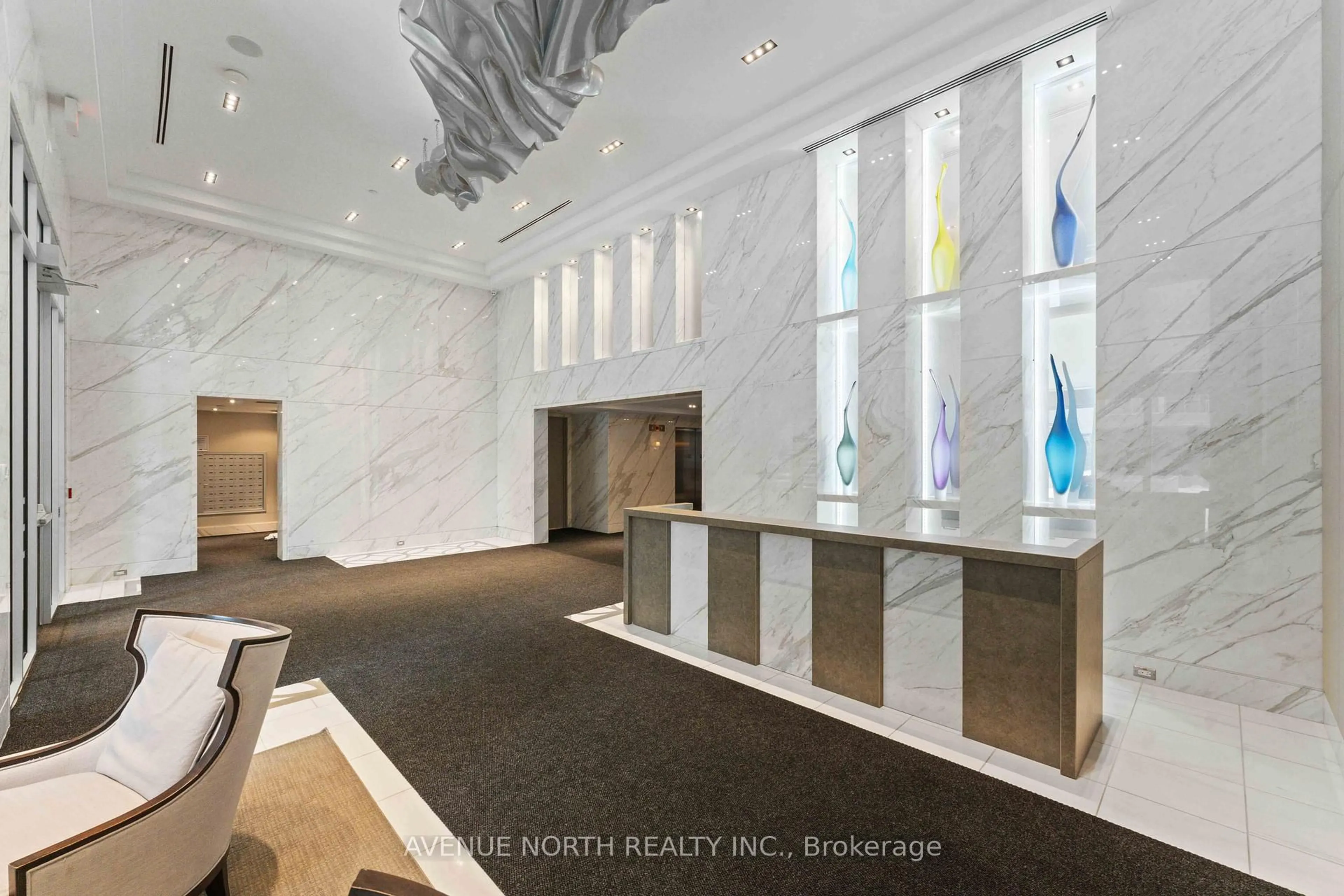 Lobby for 111 Champagne Ave #601, Ottawa Ontario K1S 5V3