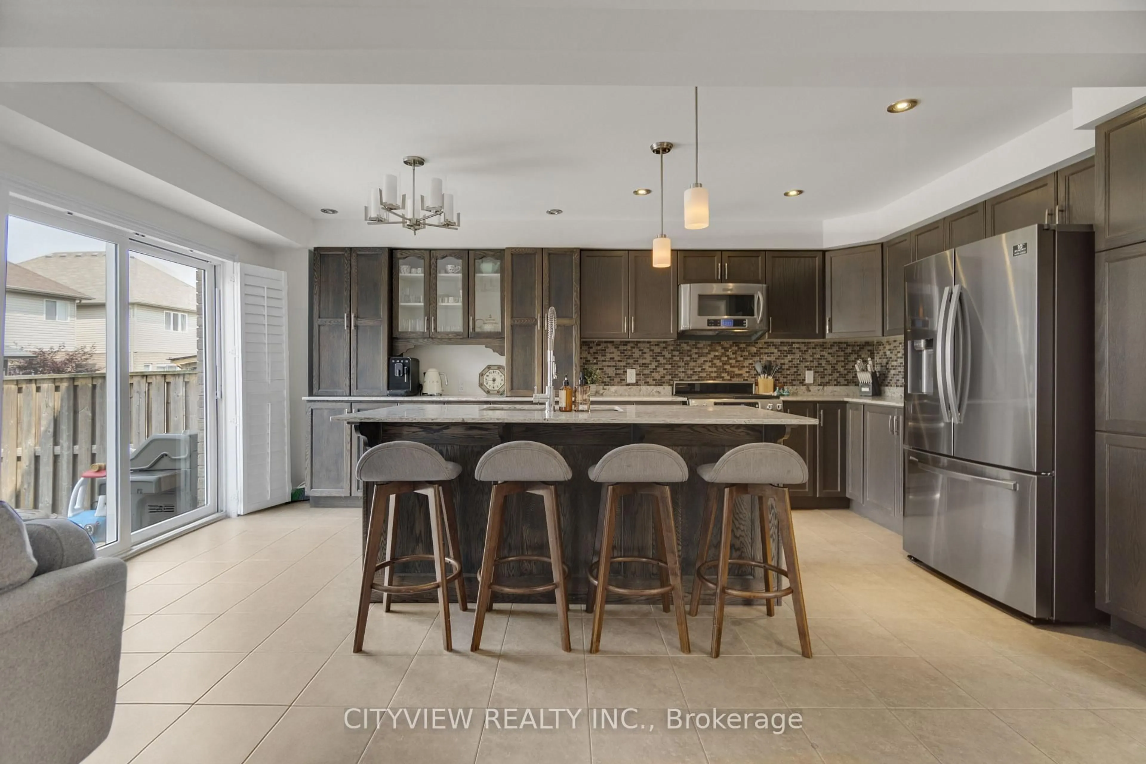 Open concept kitchen, ceramic/tile floor for 41 Bellagio Ave, Hamilton Ontario L0R 1P0