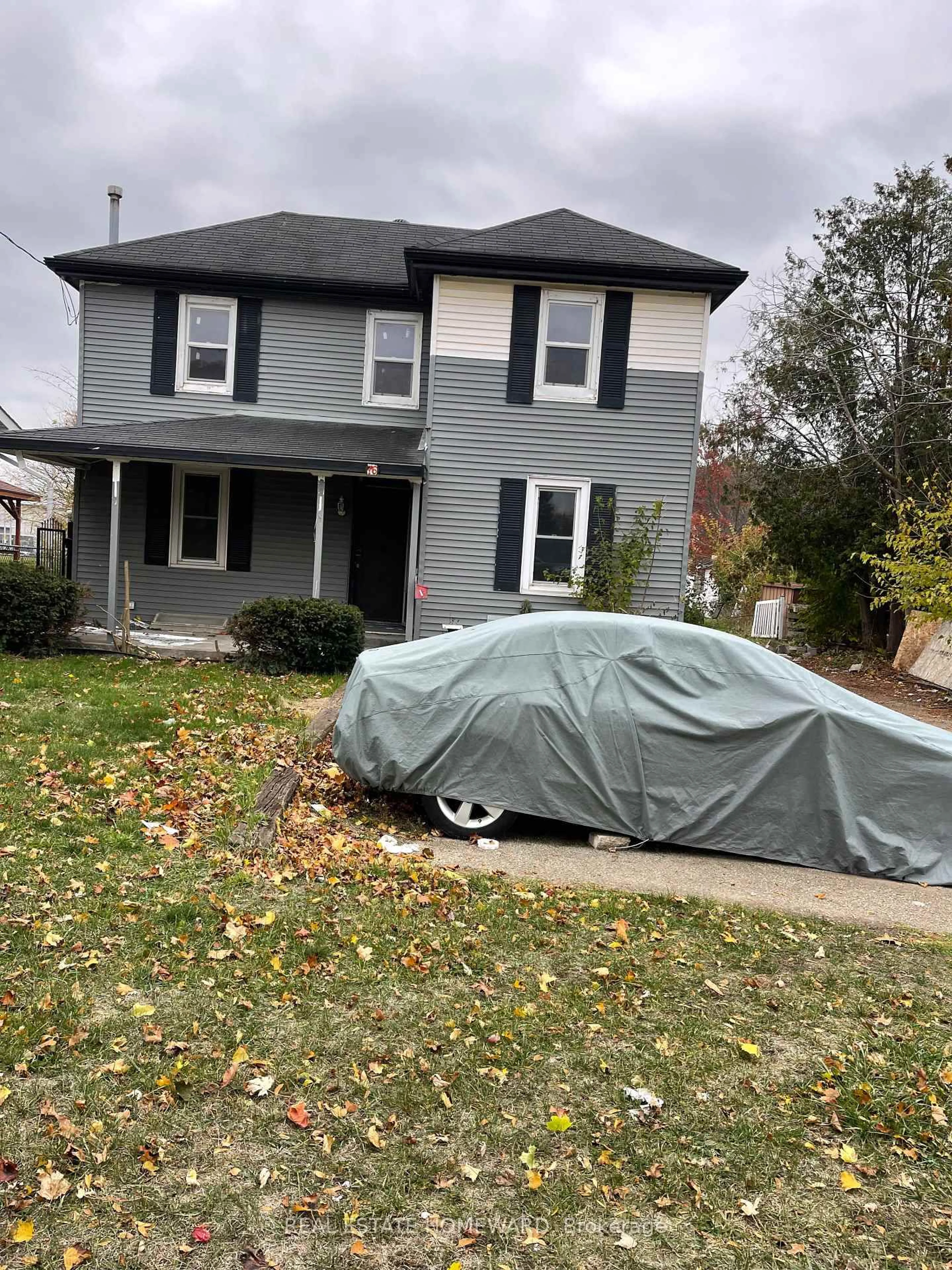 Home with vinyl exterior material, street for 76 FAIRVIEW Dr, Brantford Ontario N3R 2W9