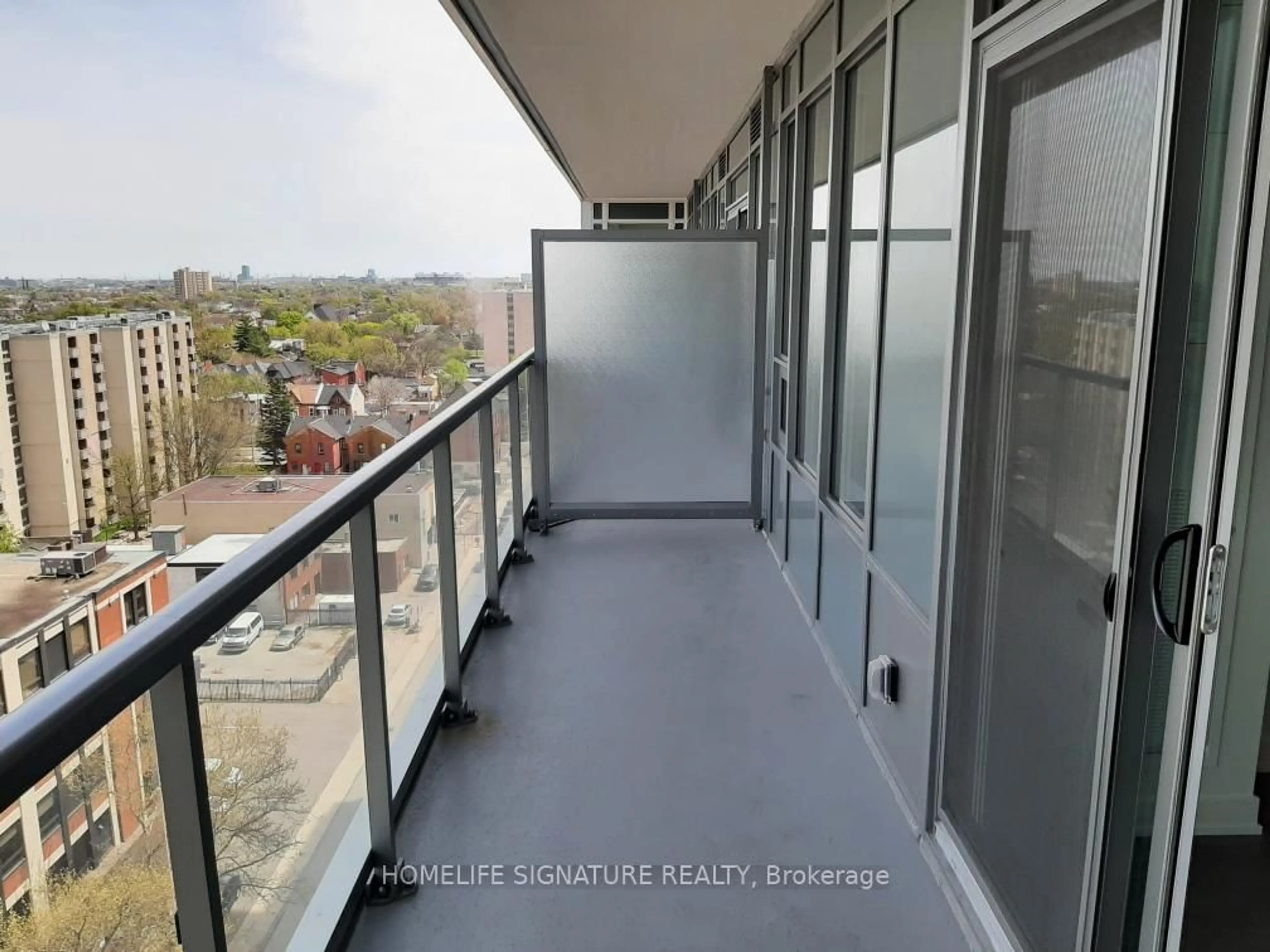 Balcony in the apartment, city buildings view from balcony for 212 King William St #1118, Hamilton Ontario L8R 0A7