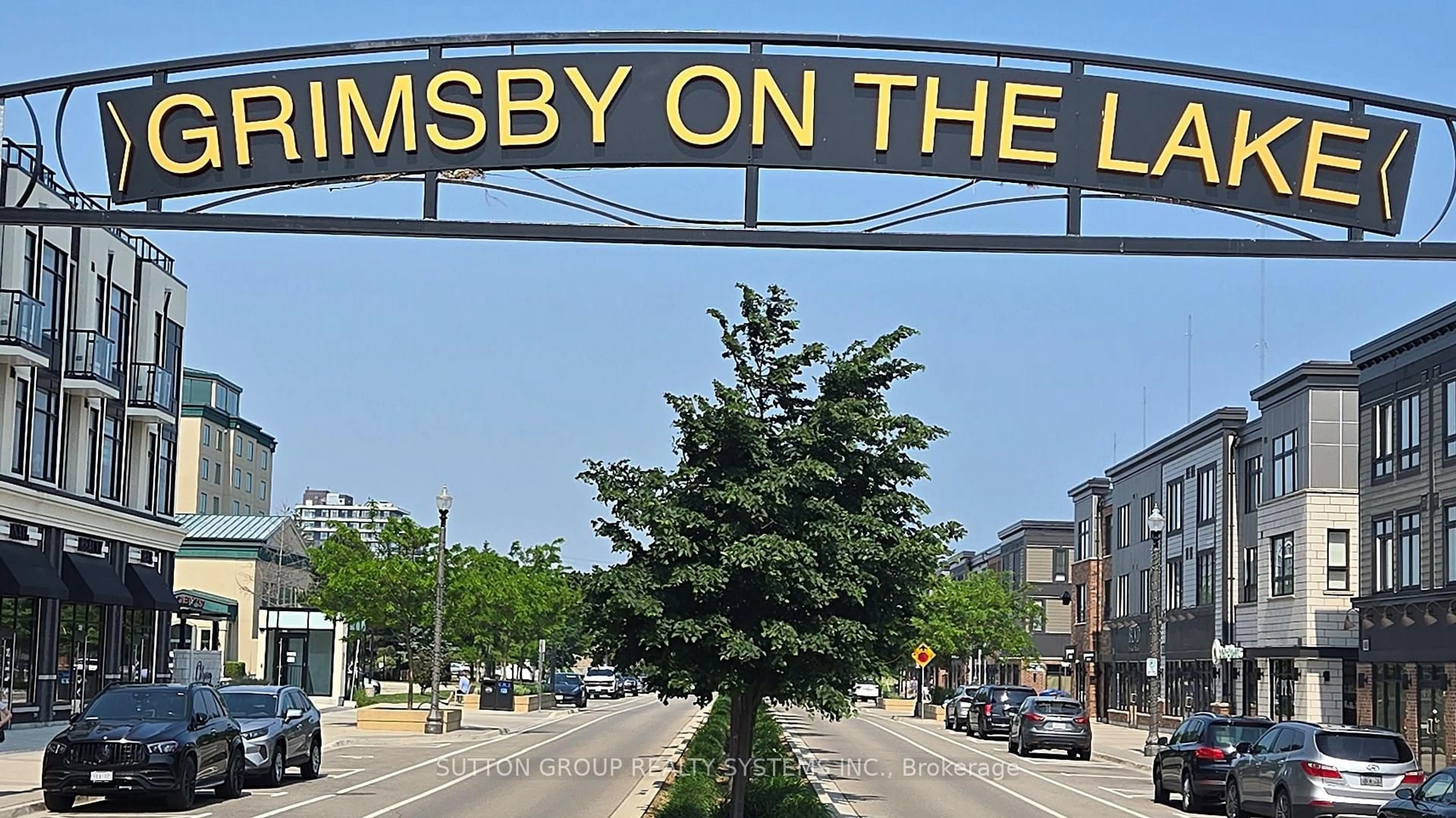 Lobby for 520 North Service Rd #409, Grimsby Ontario L3M 0C9