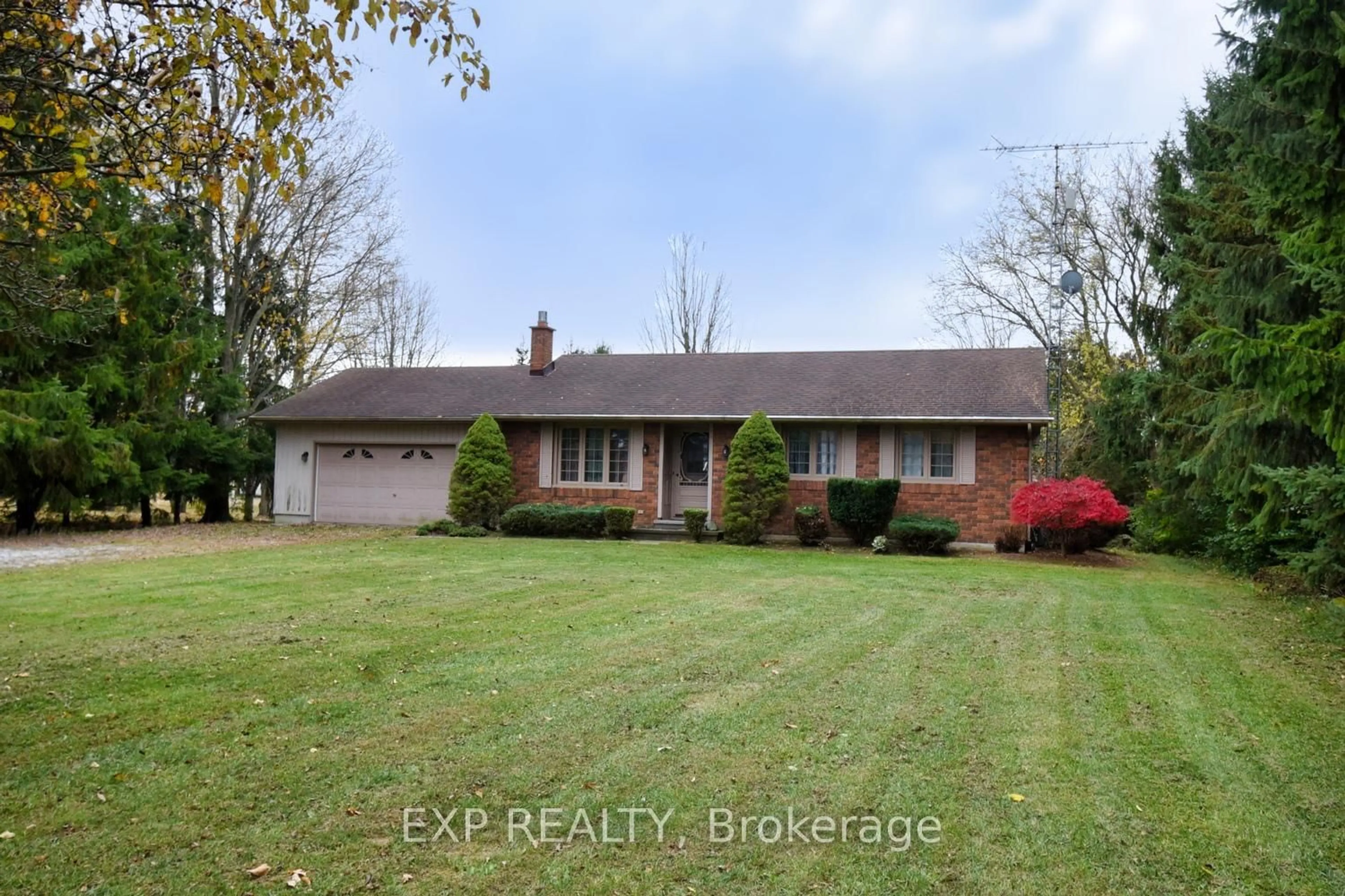 A pic from outside/outdoor area/front of a property/back of a property/a pic from drone, unknown for 1428 Norfolk County 19 Rd, Norfolk Ontario N0E 1Z0