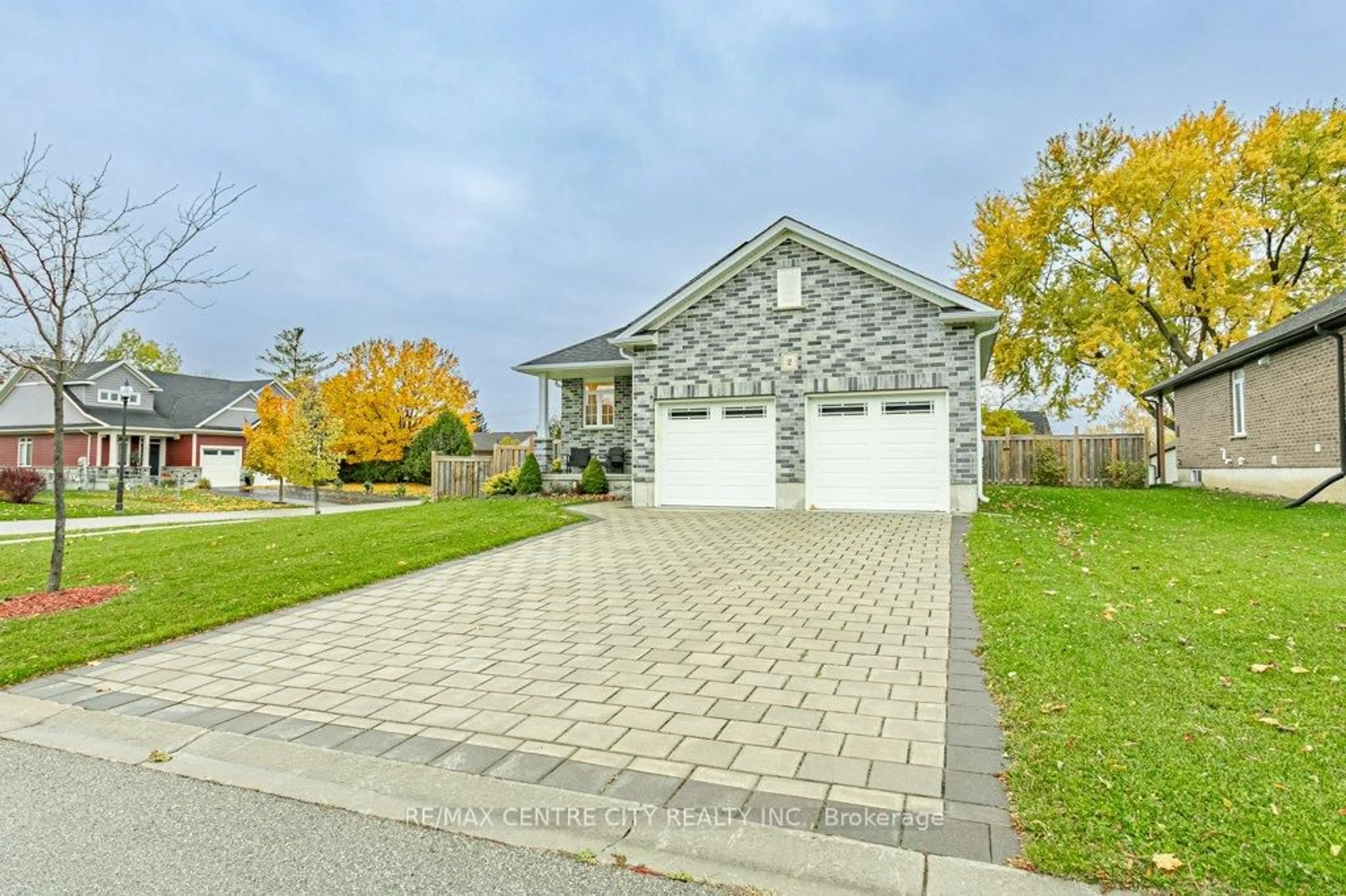 Home with brick exterior material, street for 2 Diamondridge Crt, St. Marys Ontario N4X 0B3