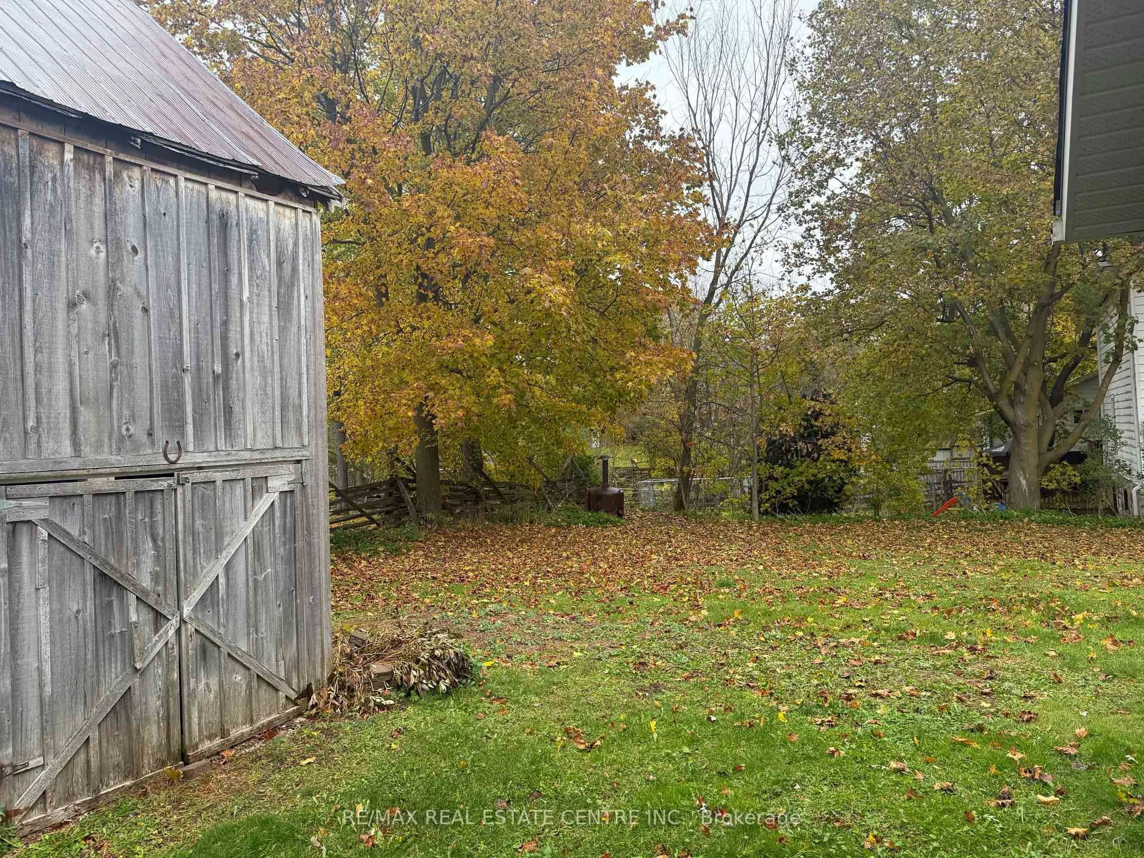 Shed for 107 Centre St, Southgate Ontario N0G 2A0