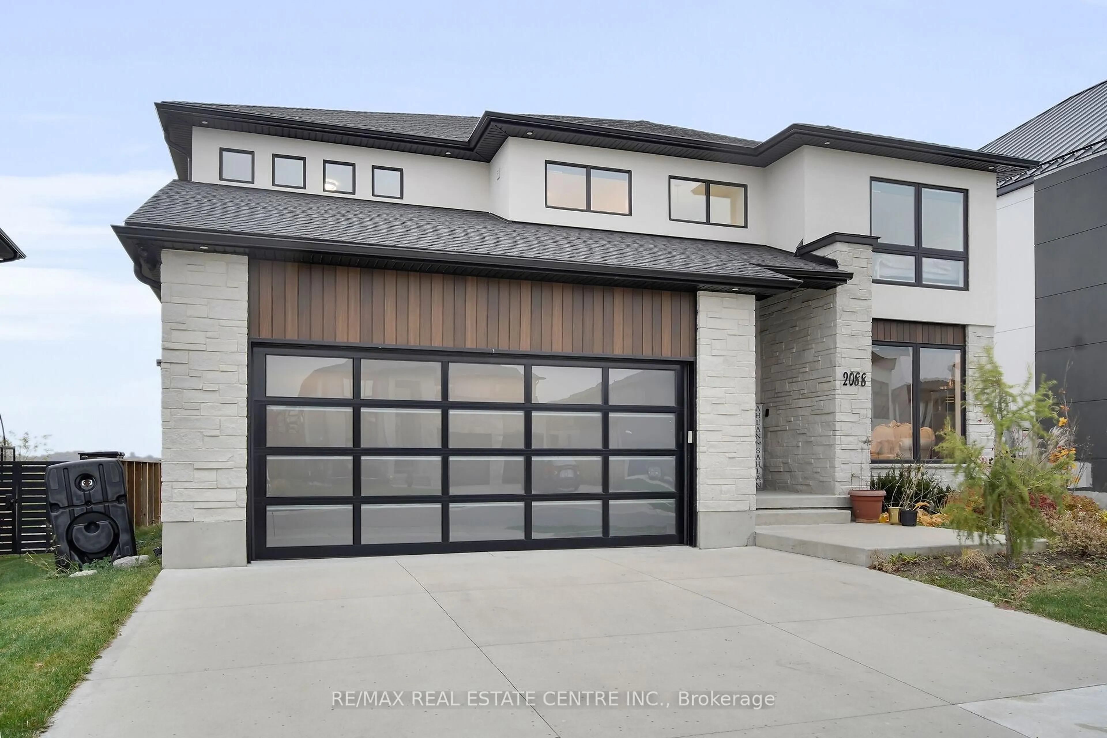 Unknown for 2088 IRONWOOD Rd, London South Ontario N6K 0C5