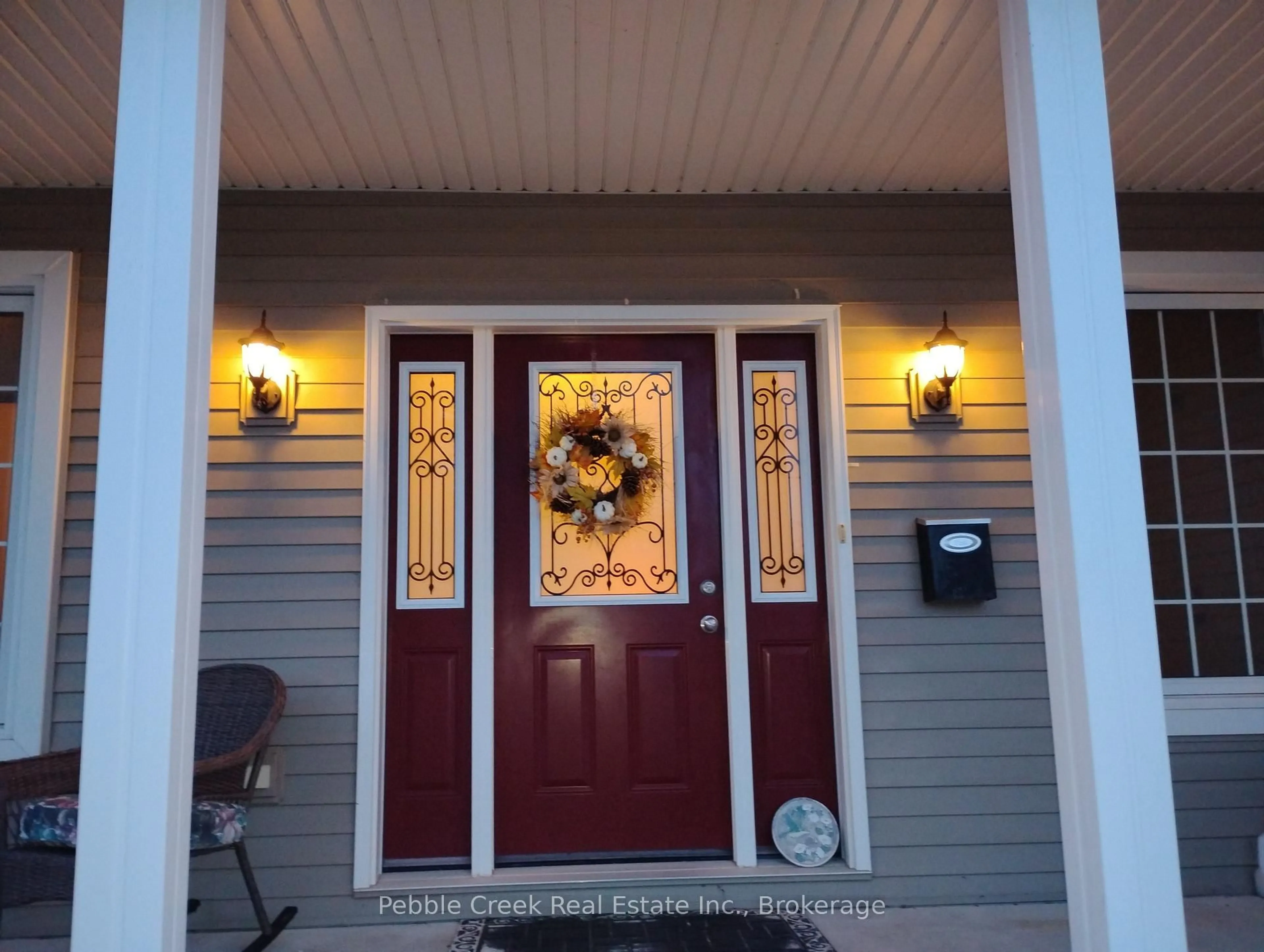Indoor entryway for 97 St Patrick St, Goderich Ontario N7A 2L5