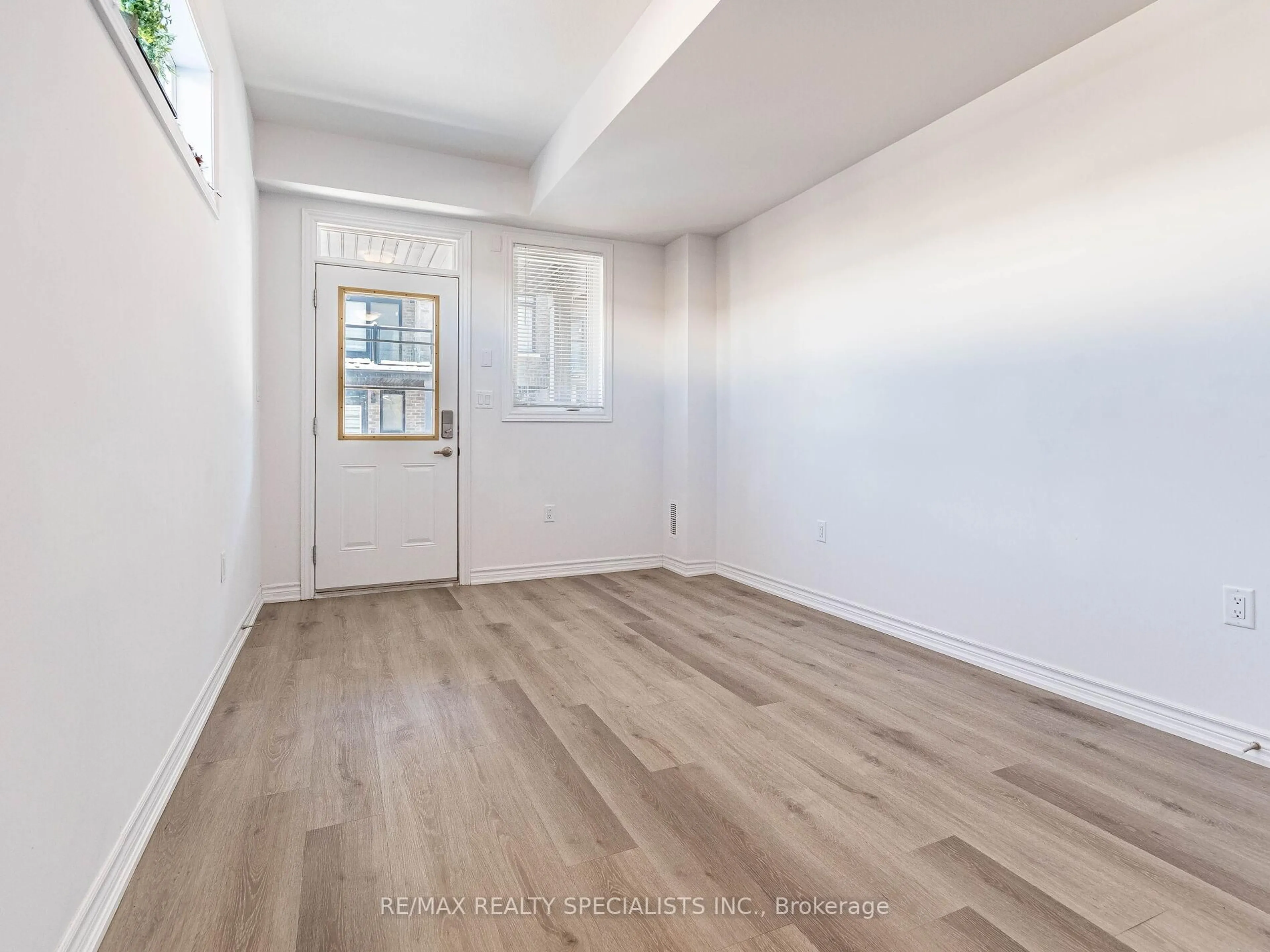 A pic of a room for 461 Blackburn Dr #110, Brantford Ontario N3T 0W9