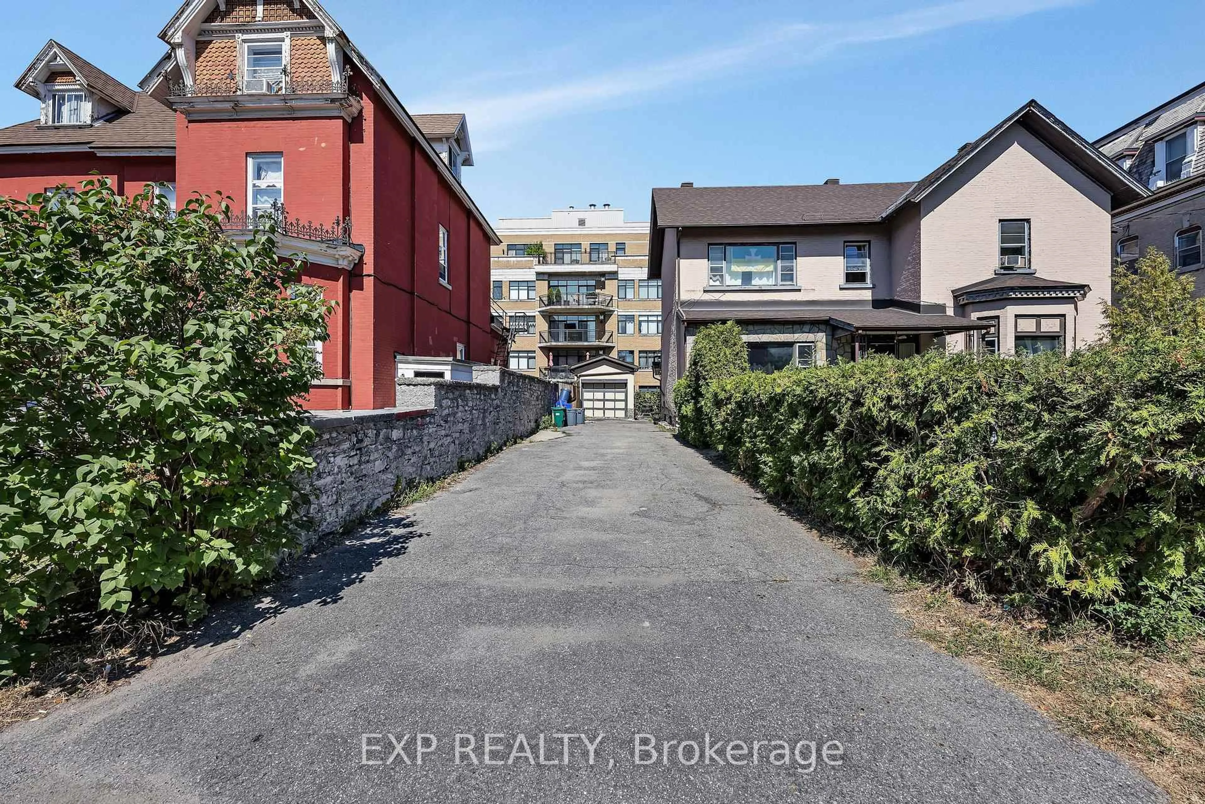 A pic from outside/outdoor area/front of a property/back of a property/a pic from drone, street for 171 Daly Ave, Ottawa Ontario K1N 6E8