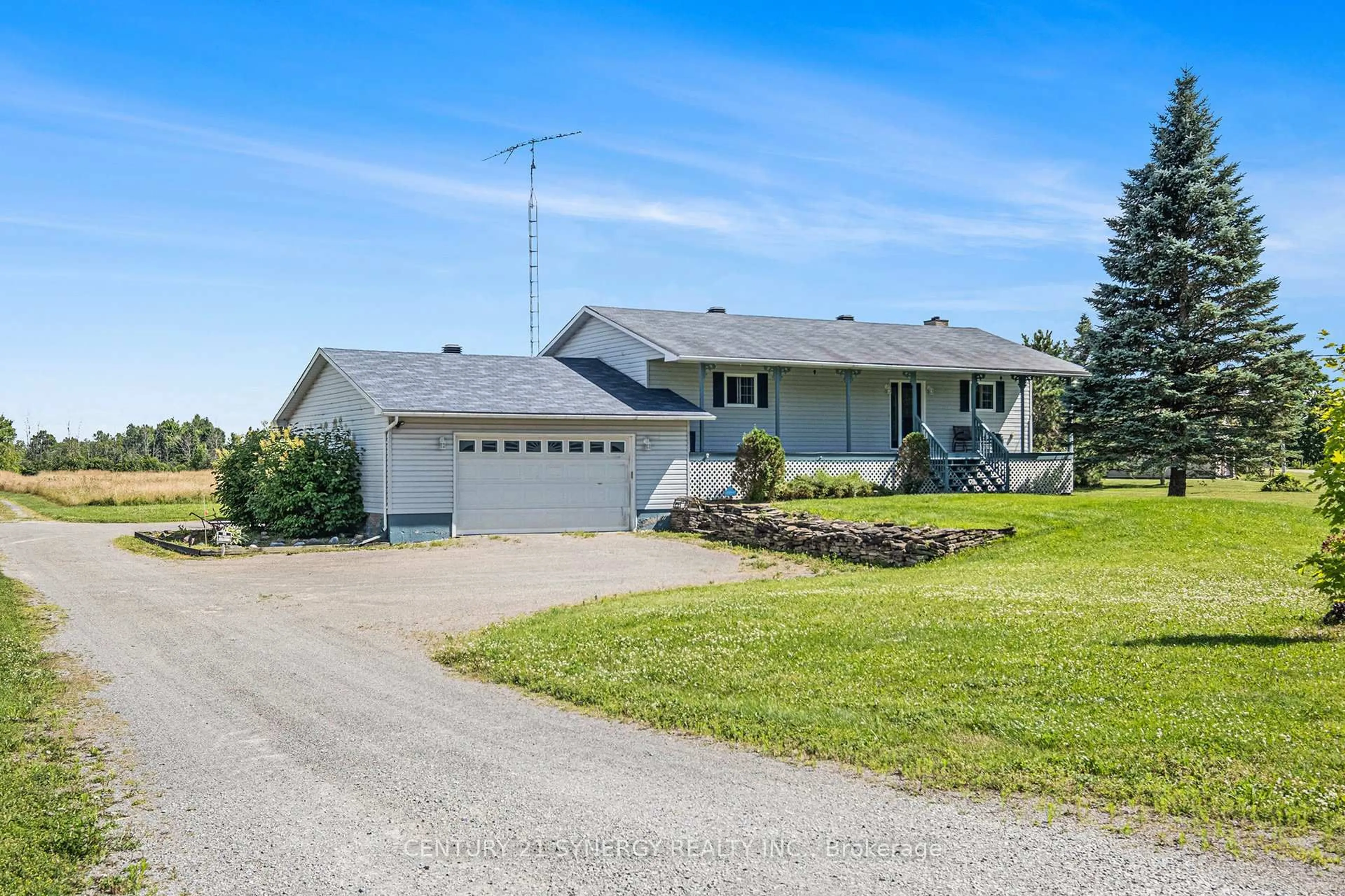 A pic from outside/outdoor area/front of a property/back of a property/a pic from drone, street for 887 Macpherson Rd, Smiths Falls Ontario K7A 4S4