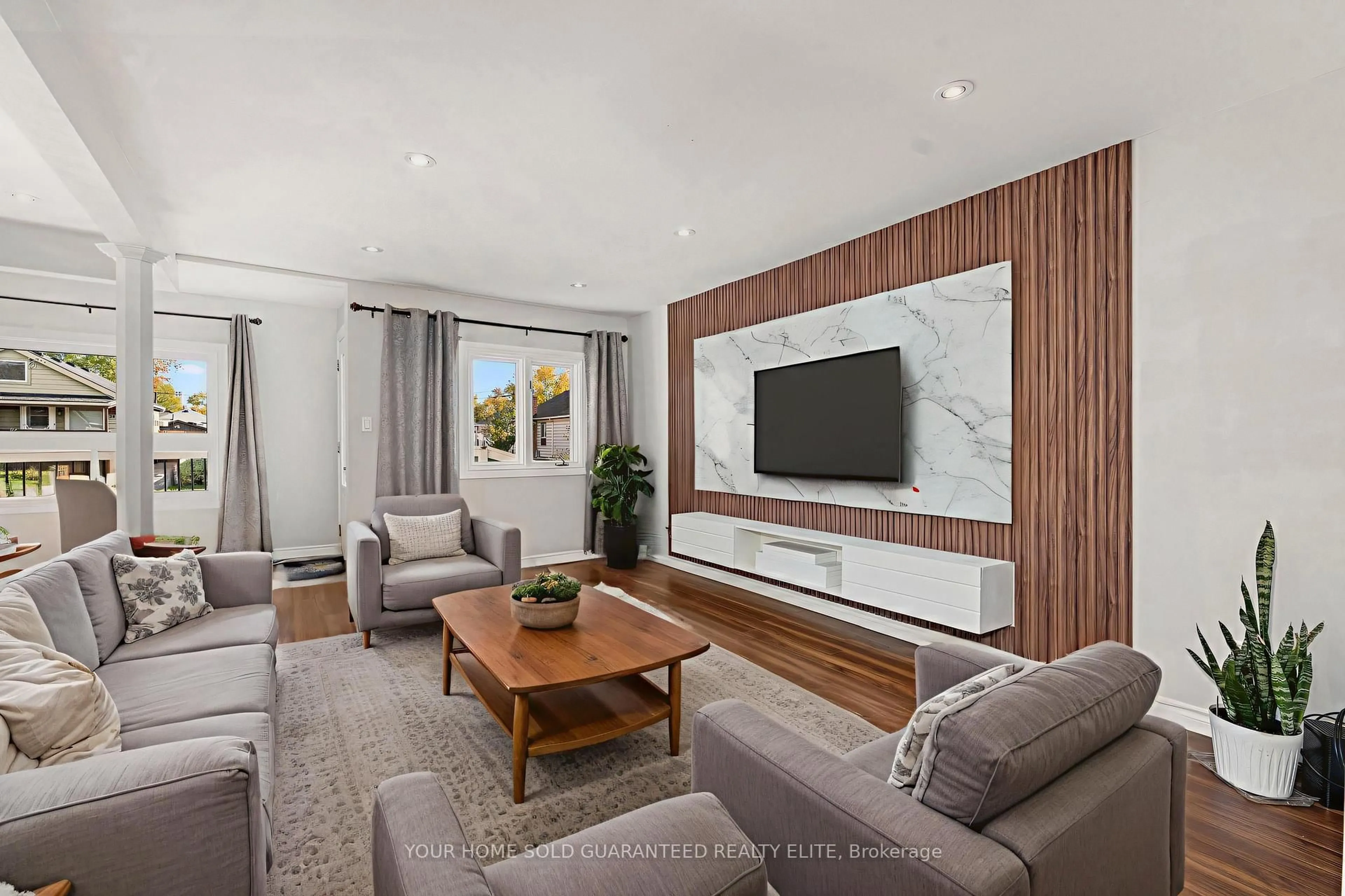 Living room with furniture, unknown for 233 Normanhurst Ave, Hamilton Ontario L8H 5N1