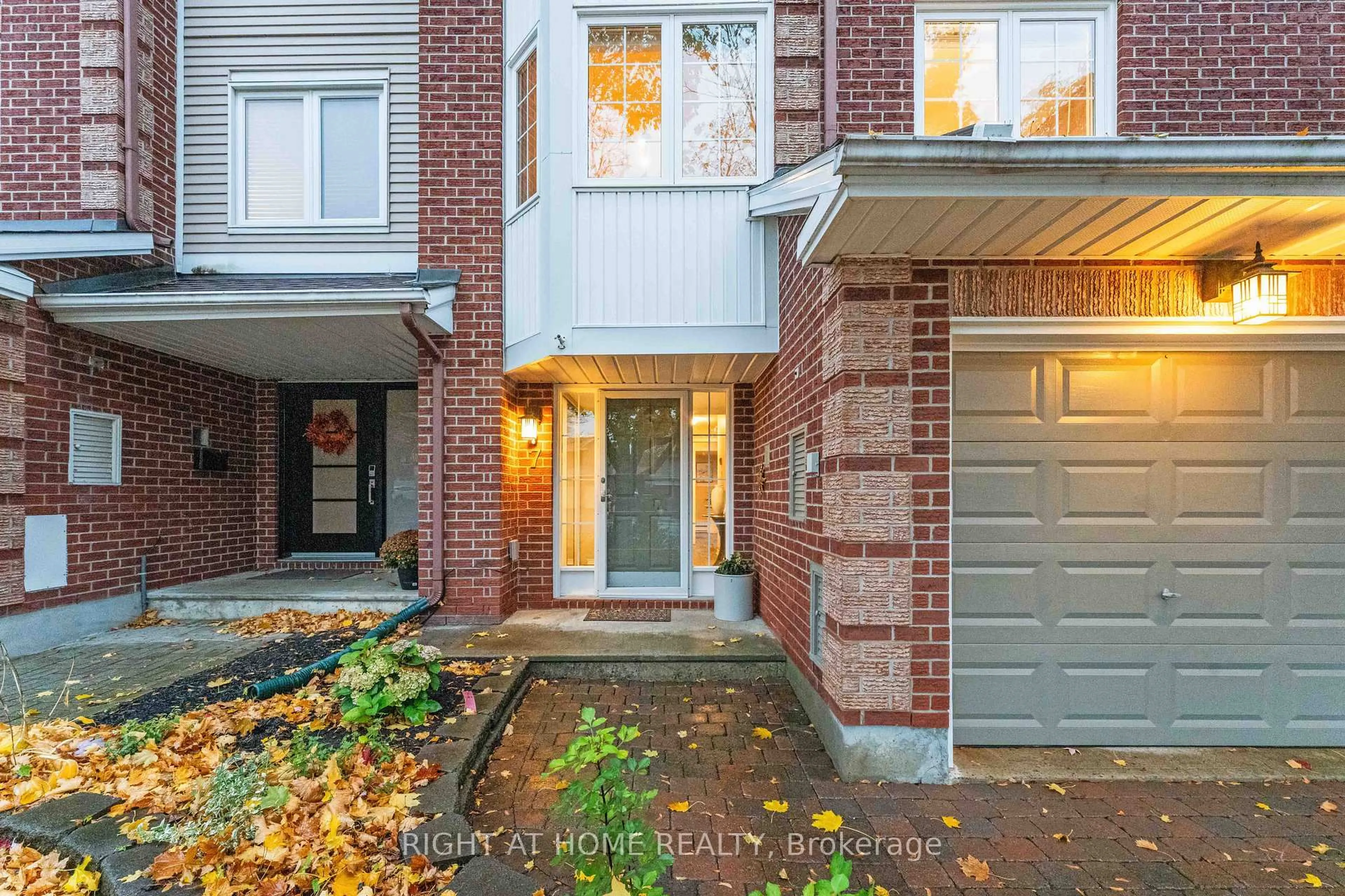 Home with brick exterior material, street for 7 Weybridge Dr, Ottawa Ontario K2J 4A1