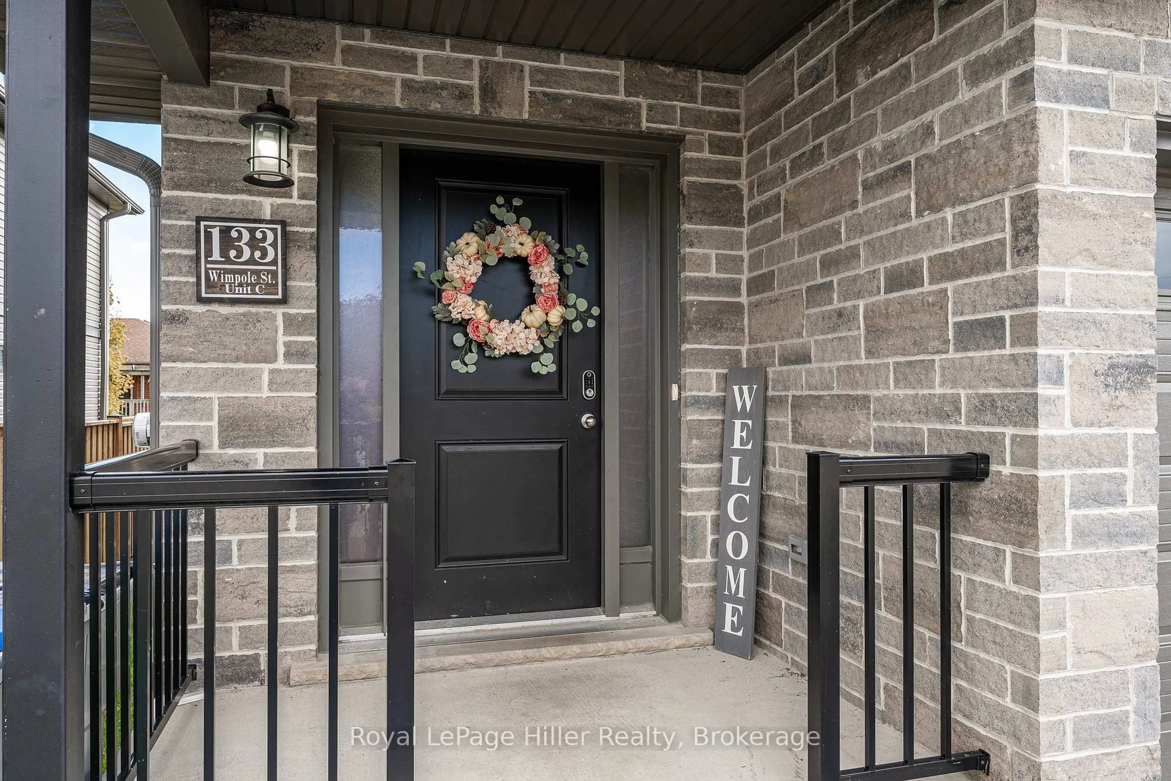 Indoor entryway for 133 Wimpole St #C, West Perth Ontario N0K 1N0