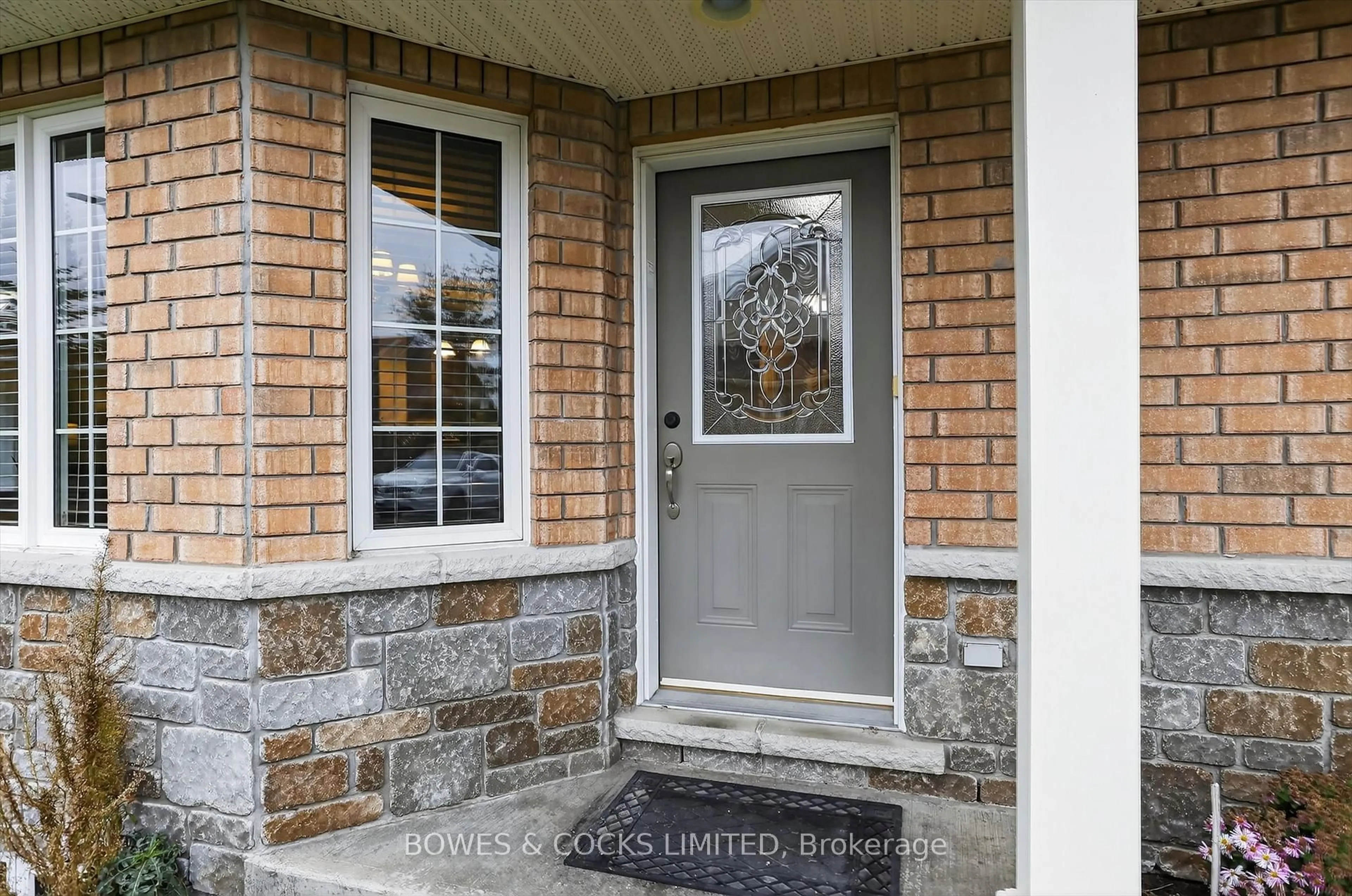 Indoor entryway for 135 Village Cres #63, Peterborough Ontario K9J 0A9