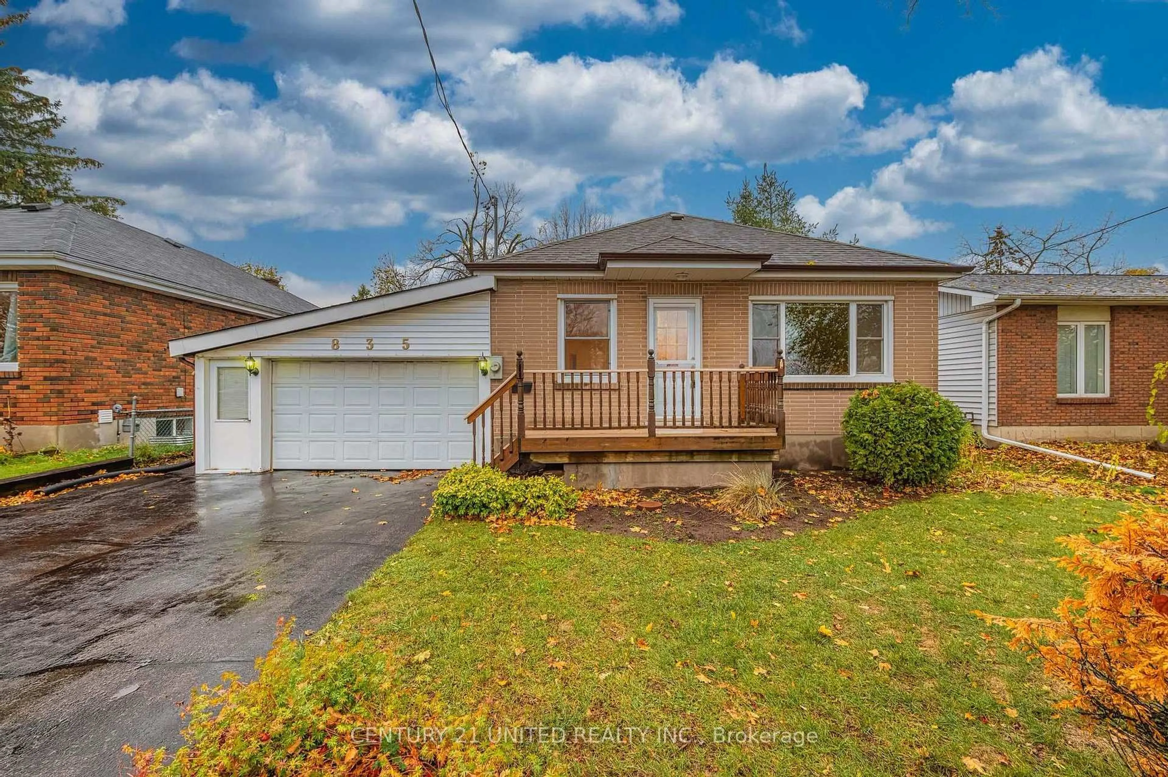 Unknown for 835 Barnardo Ave, Peterborough Ontario K9H 5W1