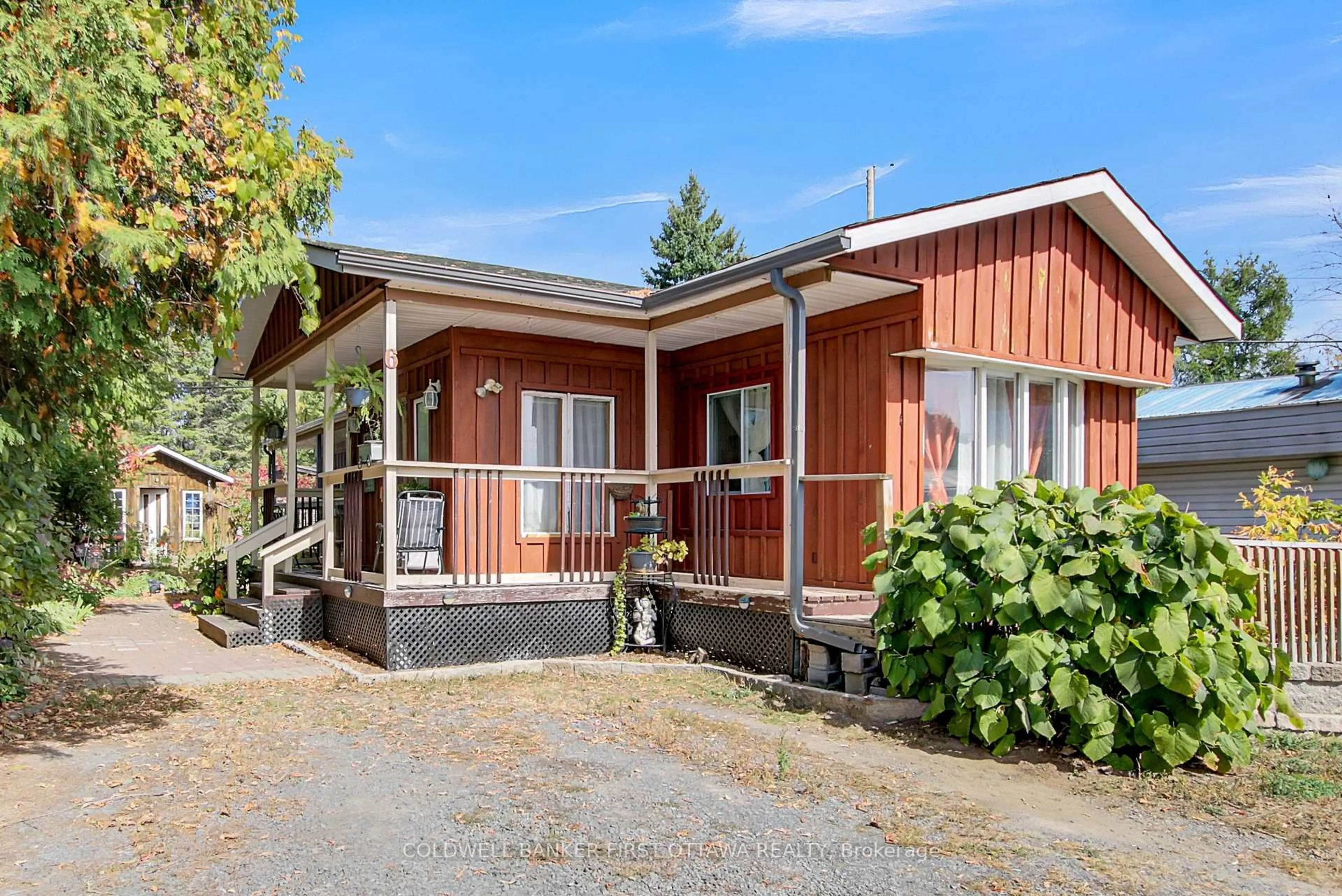 Unknown for 6 Fetherston Lane, North Grenville Ontario K0G 1J0