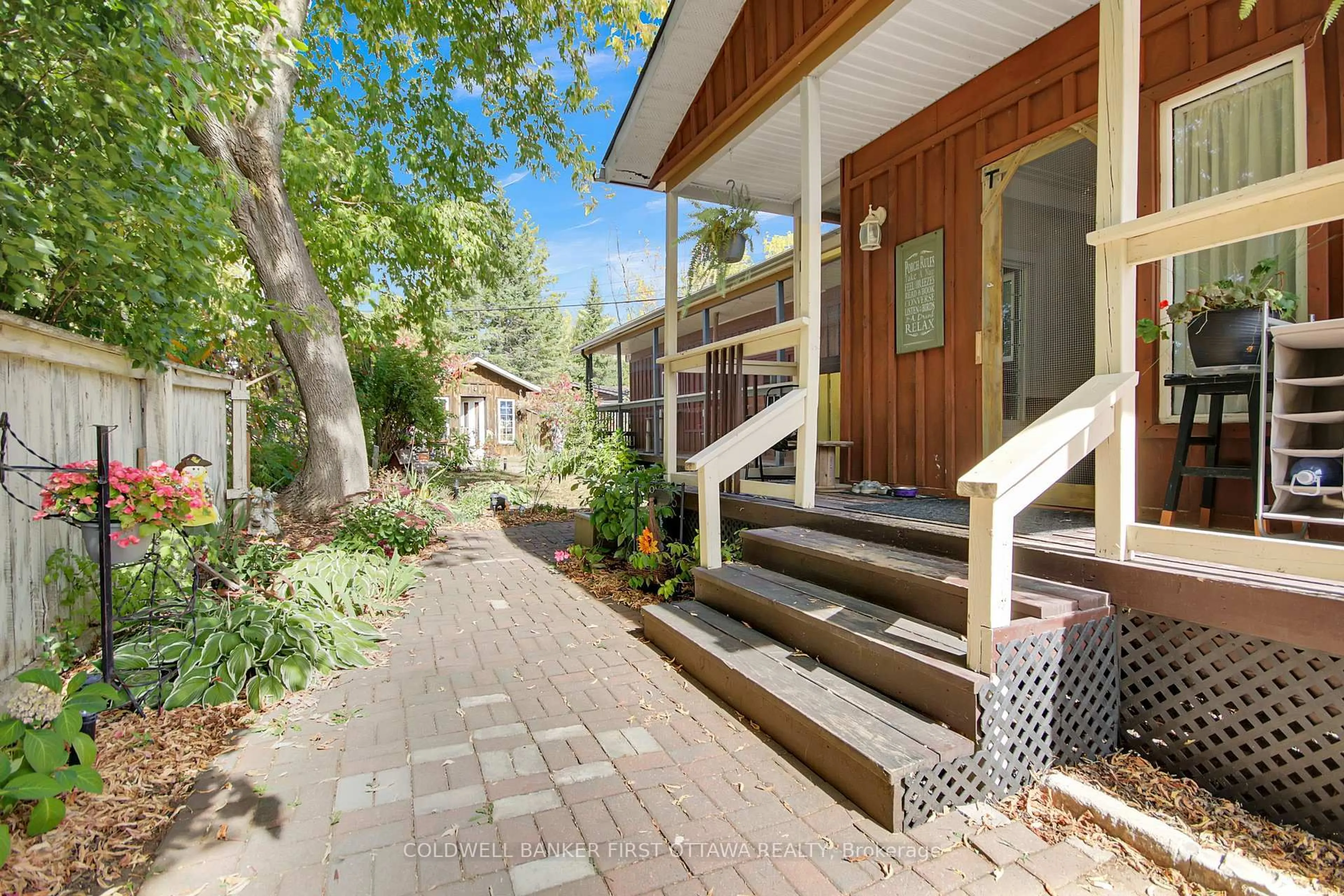 Patio, street for 6 Fetherston Lane, North Grenville Ontario K0G 1J0