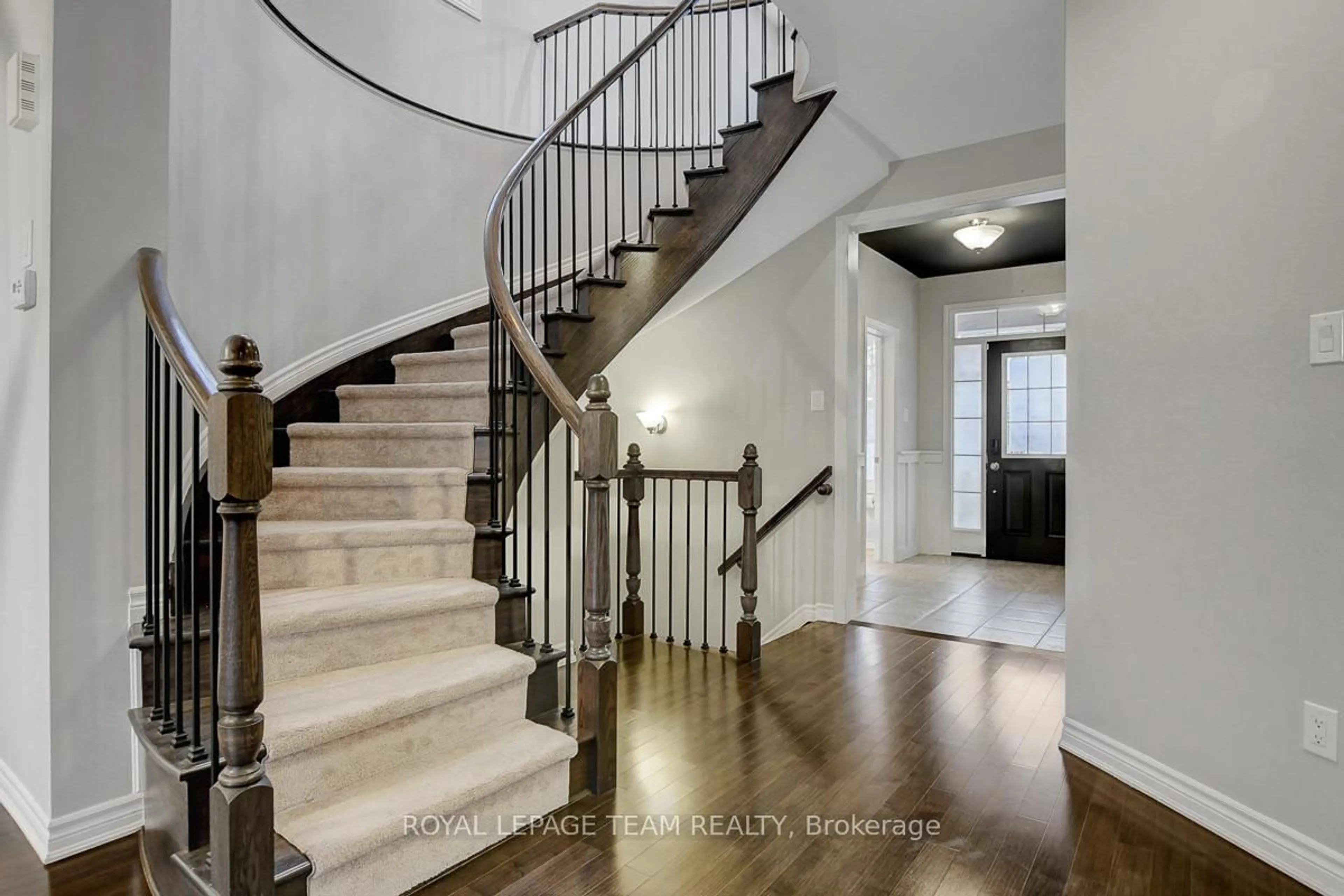 Unknown for 166 Damselfly Way, Ottawa Ontario K2J 6H6