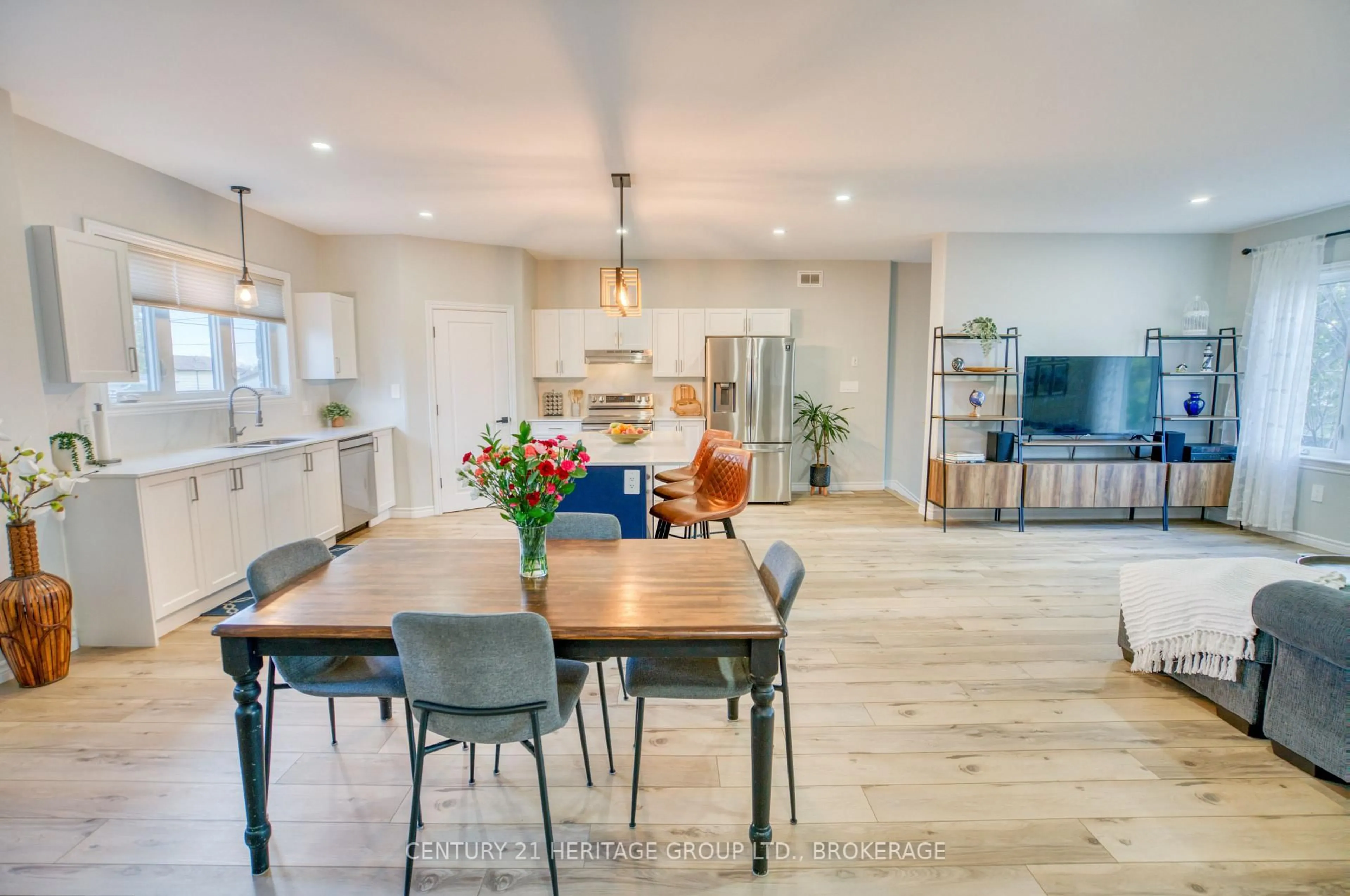 Open concept kitchen, unknown for 5 Cross St, Bissett Creek Ontario K0H 2H0