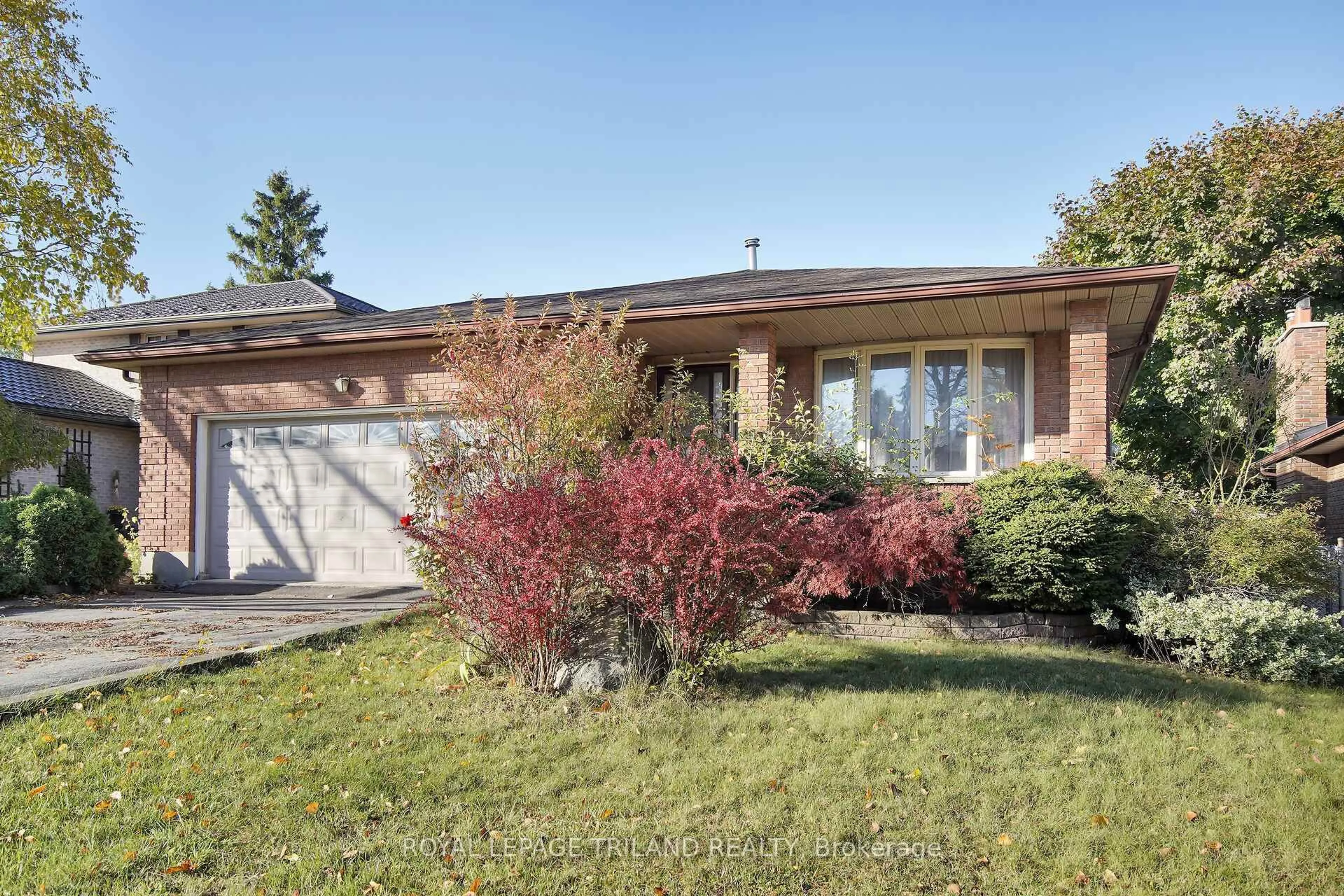 Home with brick exterior material, street for 42 Applegreen Grve, London South Ontario N6J 4K4