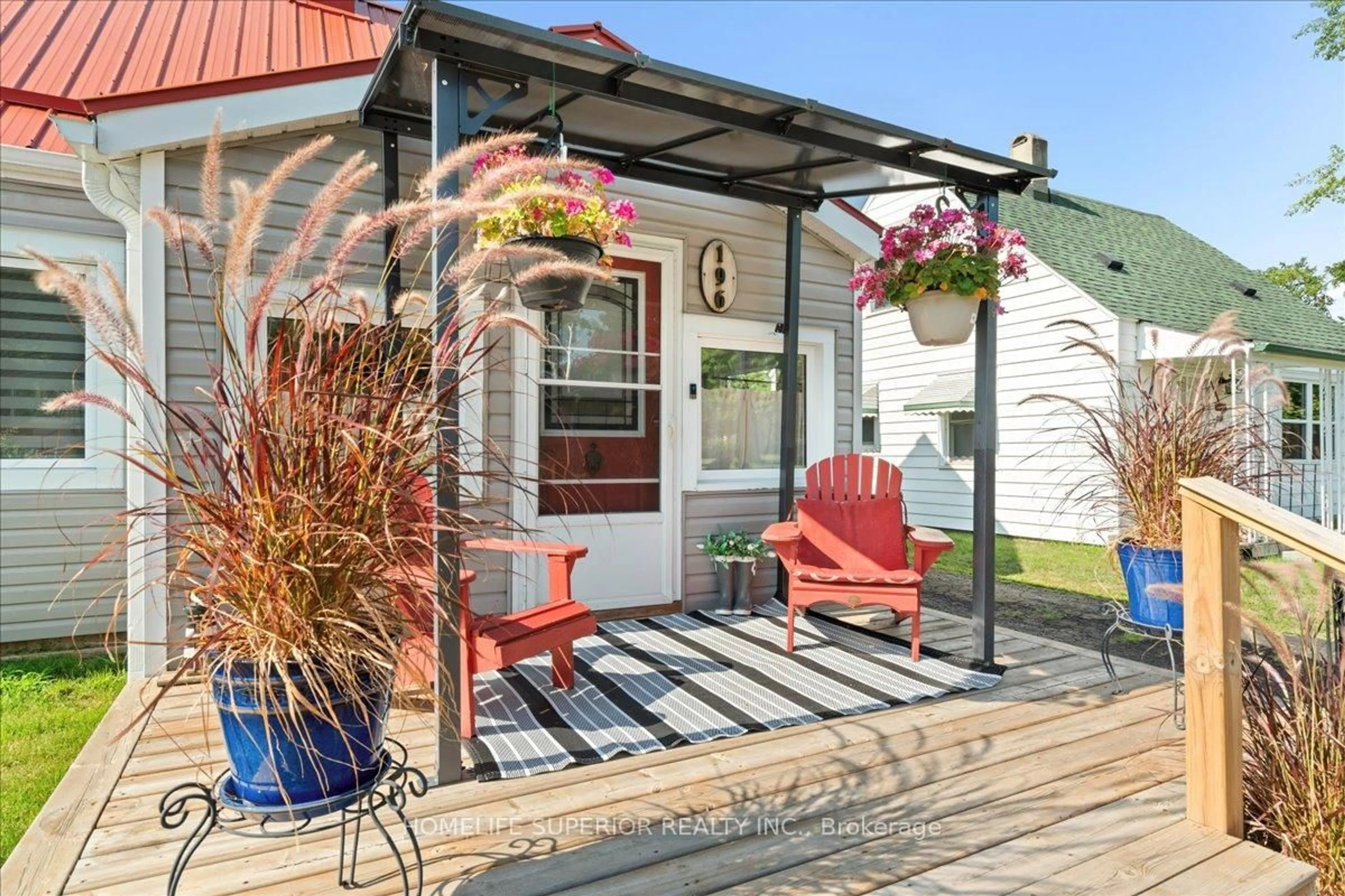 Patio, street for 196 First St, Trent Hills Ontario K0L 1L0