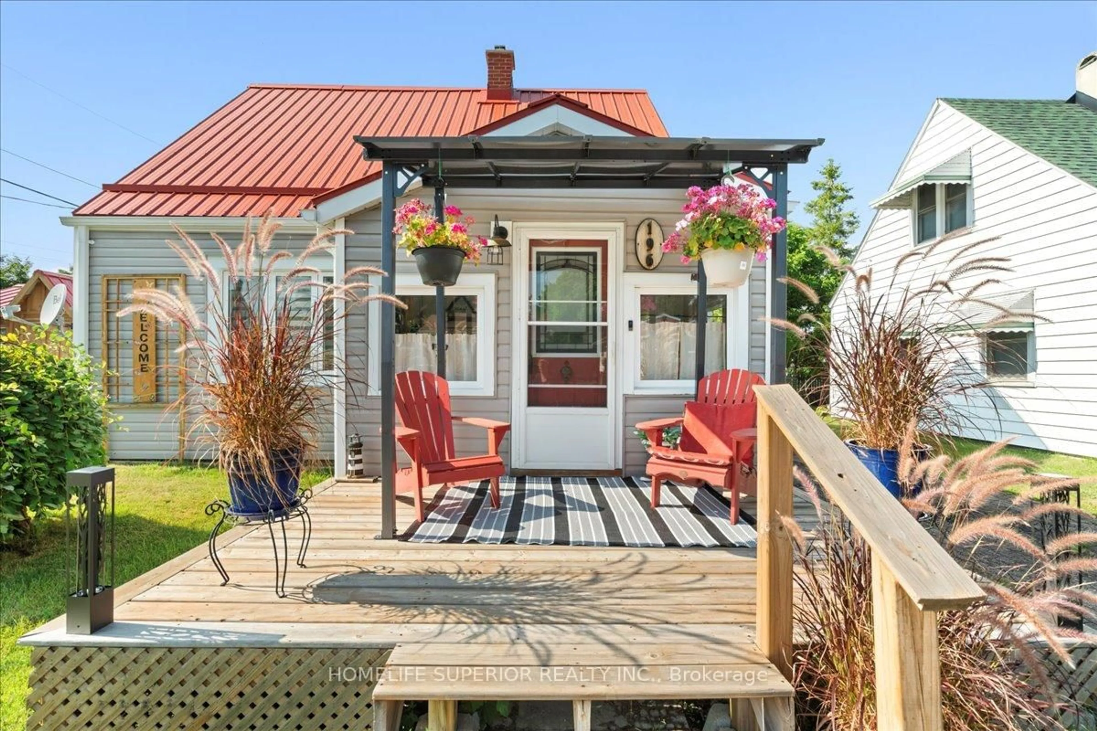 Patio, street for 196 First St, Trent Hills Ontario K0L 1L0