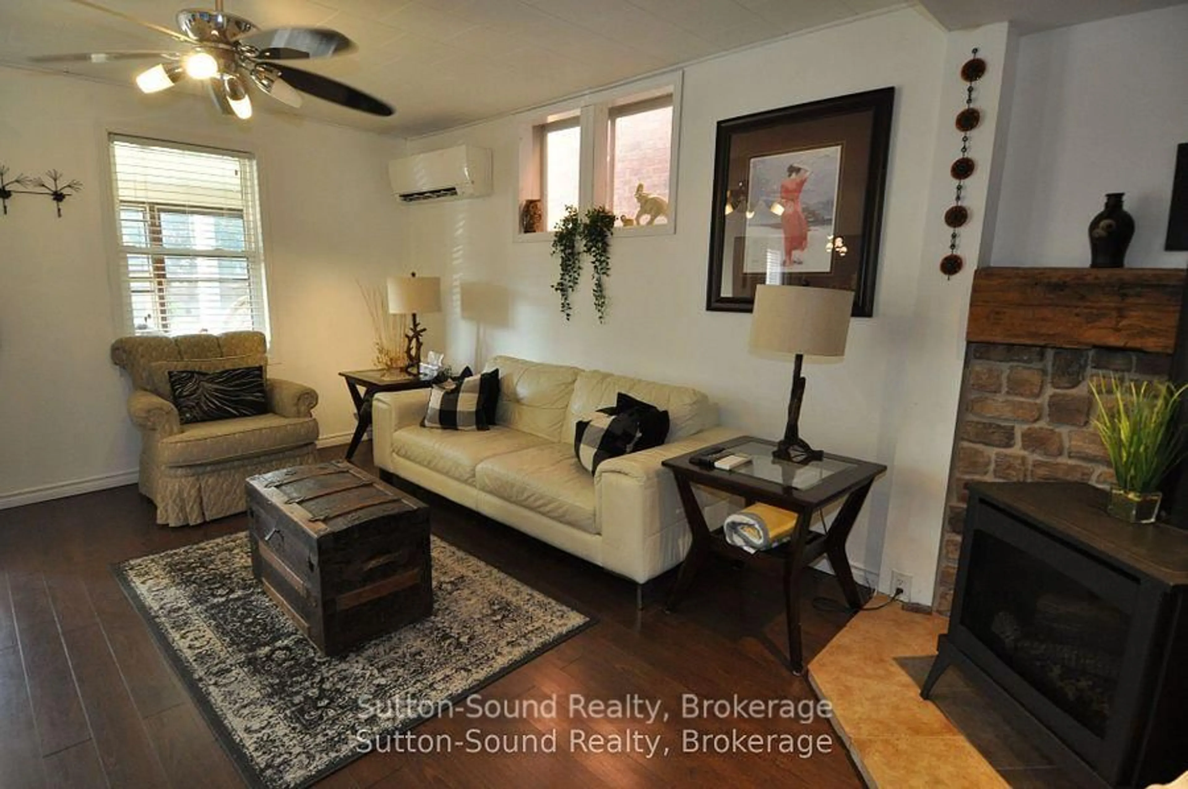 Living room with furniture, unknown for 247 6th St, Owen Sound Ontario N4K 1E8