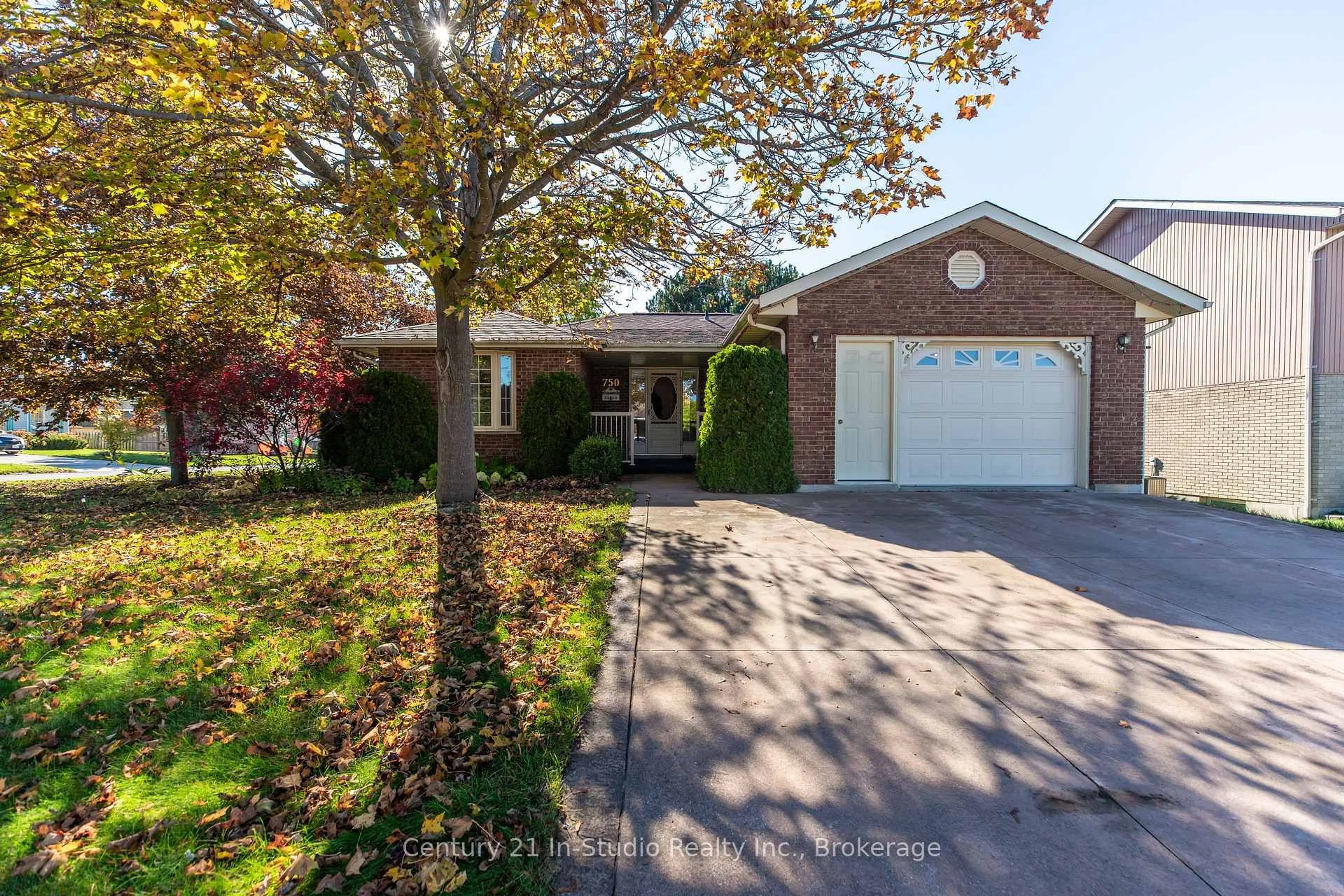 Home with brick exterior material, street for 750 Baird St, Kincardine Ontario N2Z 1M3
