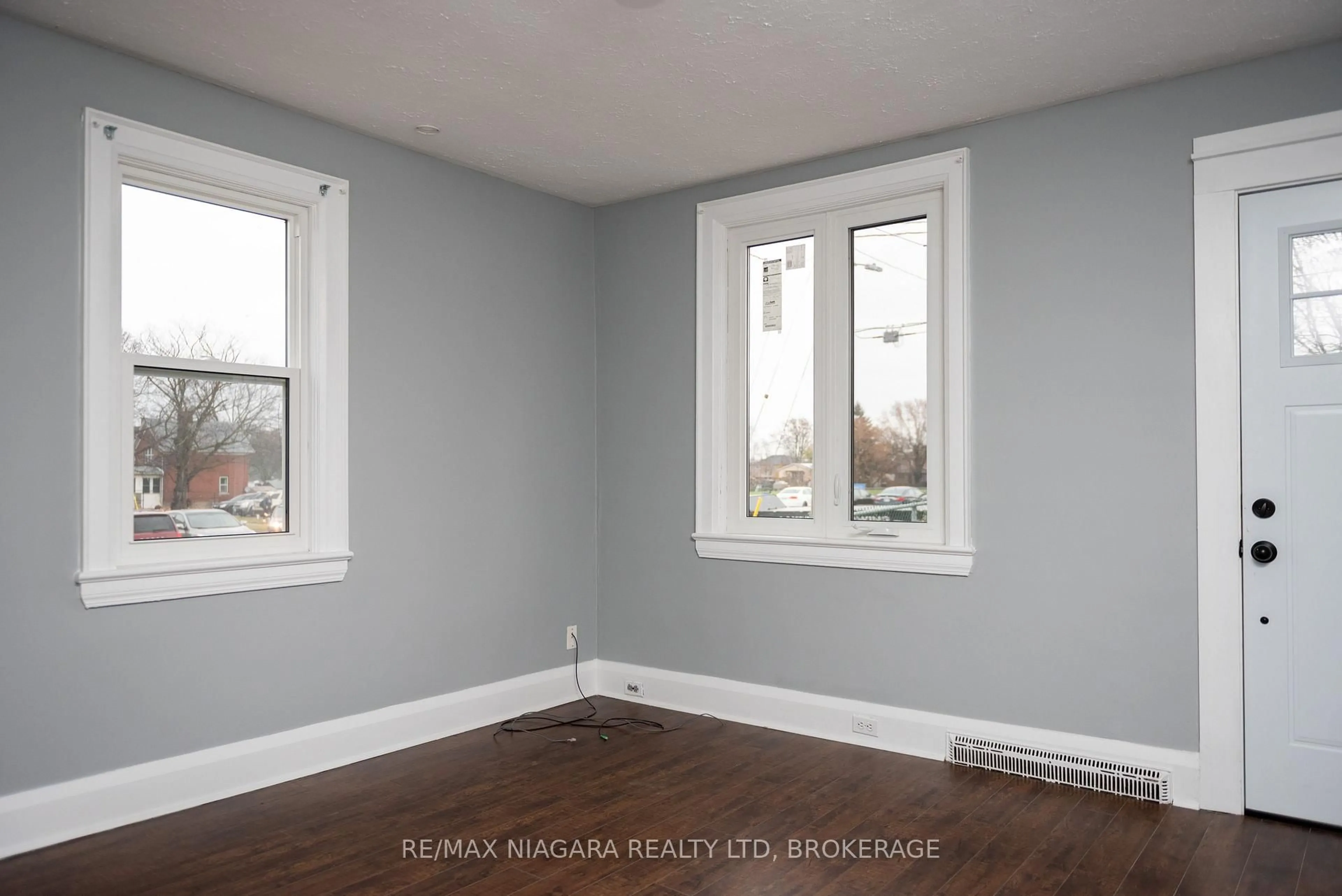 A pic of a room for 39 CARLETON St, Thorold Ontario L2V 2A6
