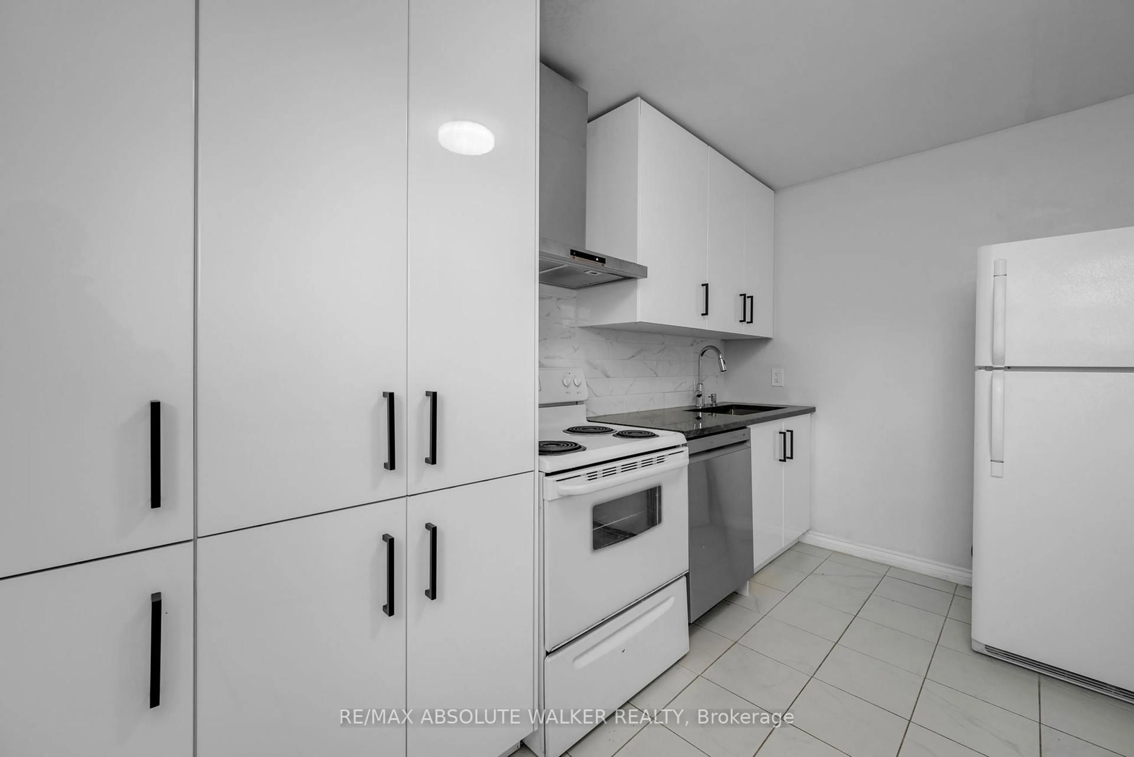 Standard kitchen, unknown for 23 Mcclintock Way #102, Kanata Ontario K2L 2A3