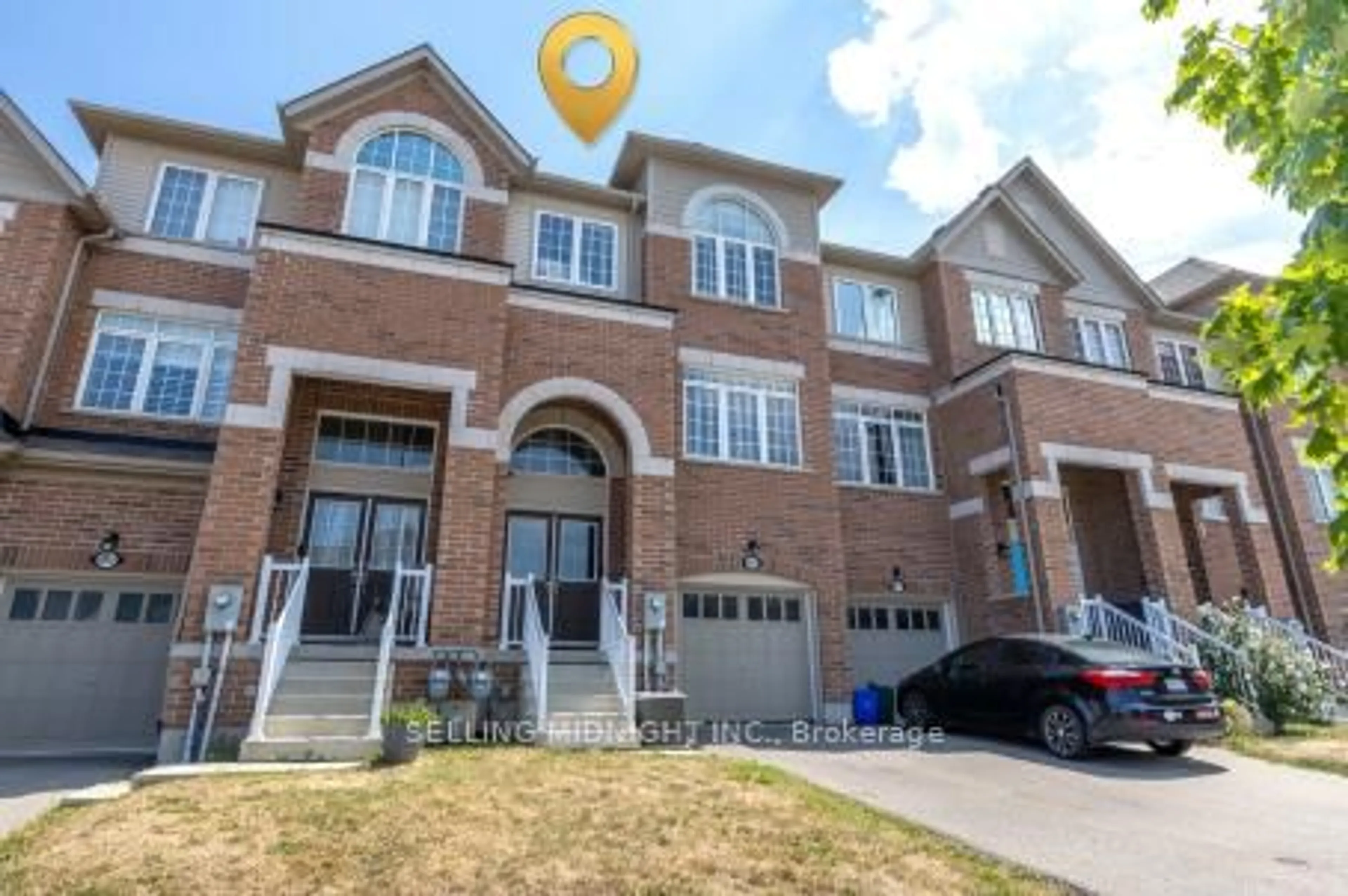 Home with brick exterior material, street for 4020 Fracchioni Dr, Lincoln Ontario L3J 0R8