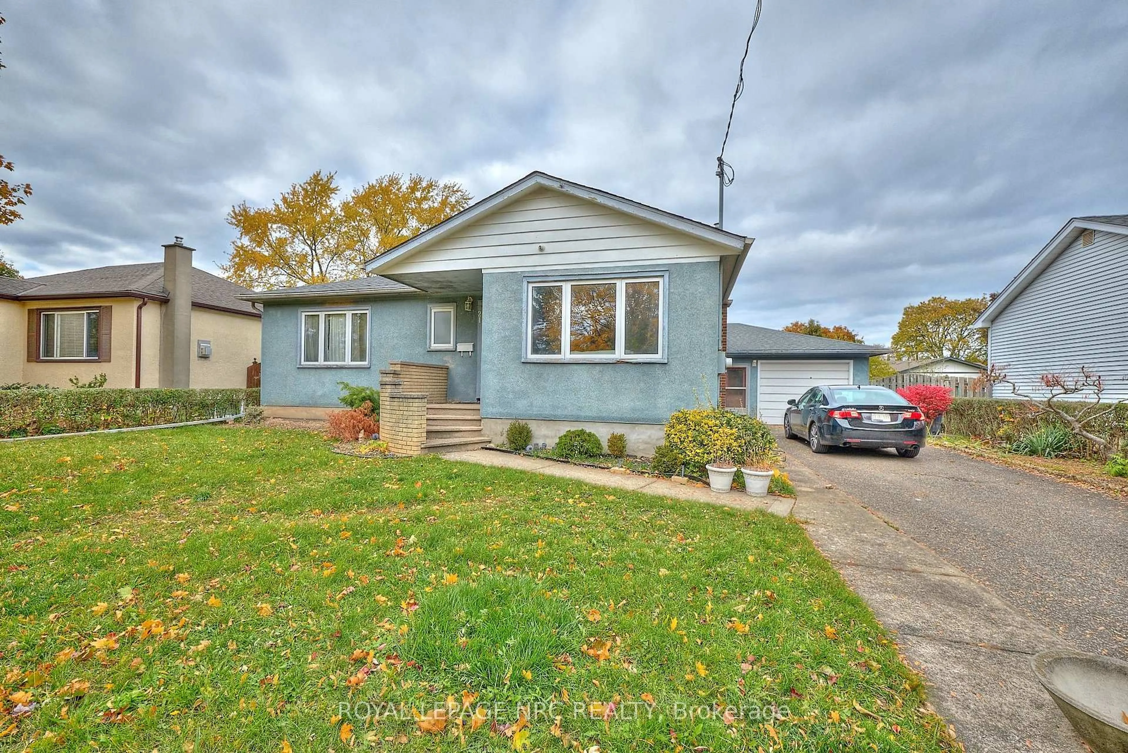 Unknown for 21 Silverdale Dr, St. Catharines Ontario L2M 3M9