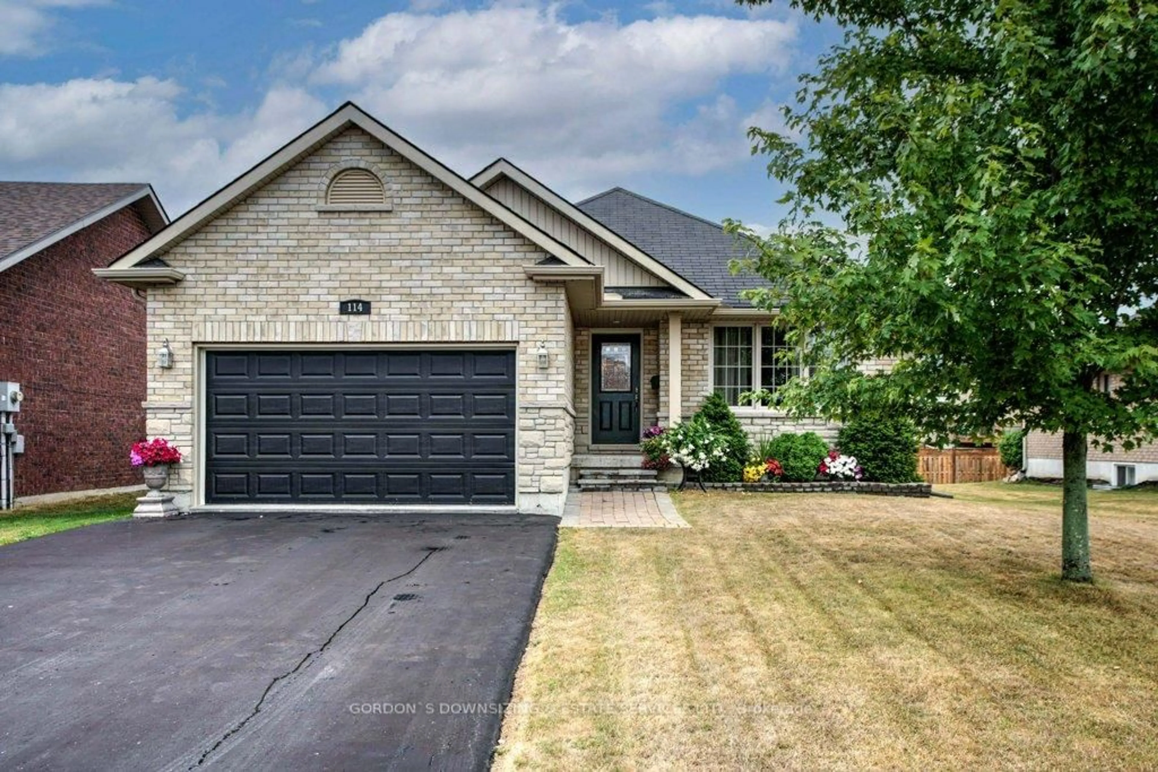 Home with brick exterior material, street for 114 Parkview Hts, Quinte West Ontario K8V 0A3