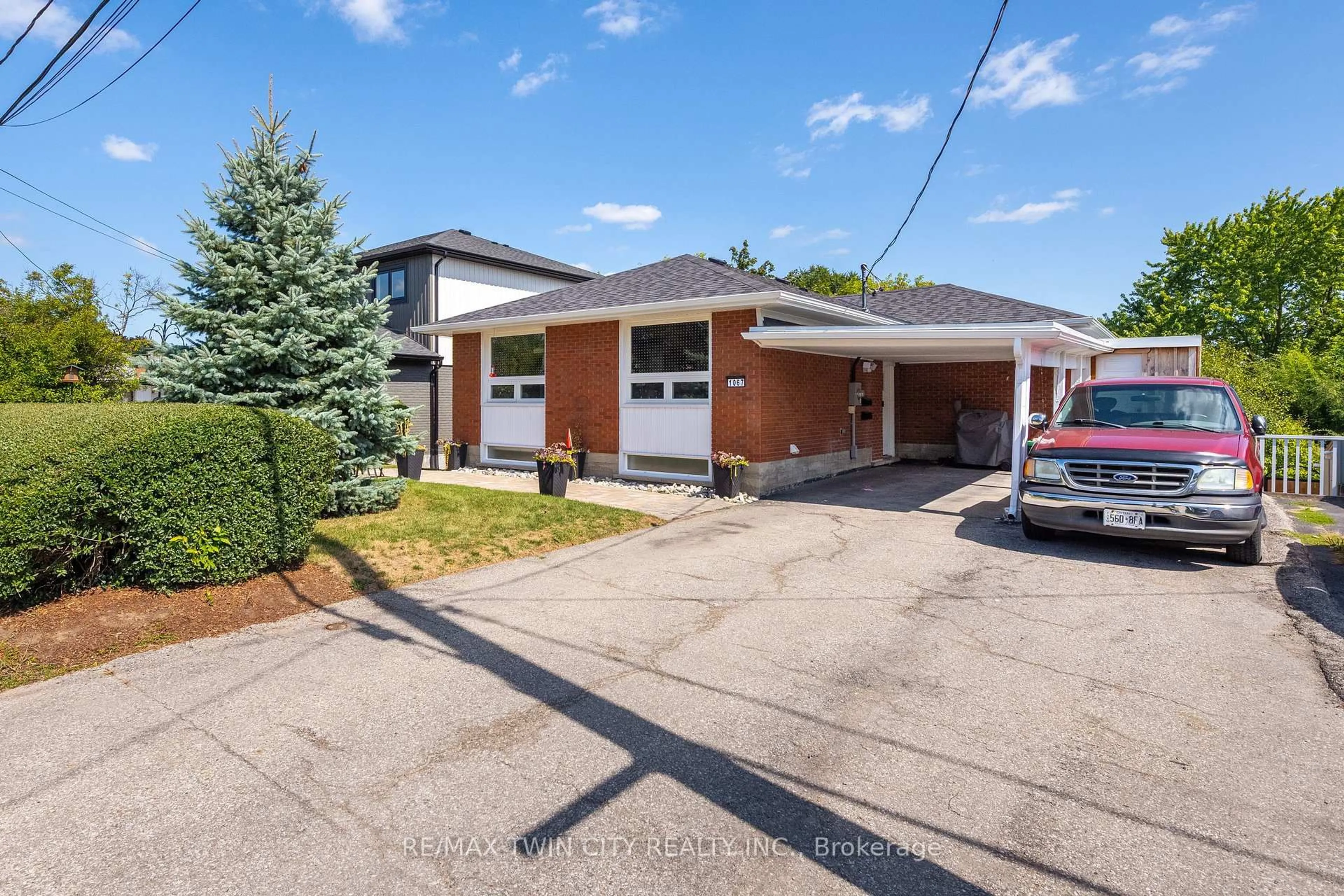 Home with brick exterior material, street for 1067 Bernhardt St, Cambridge Ontario N3H 2X9