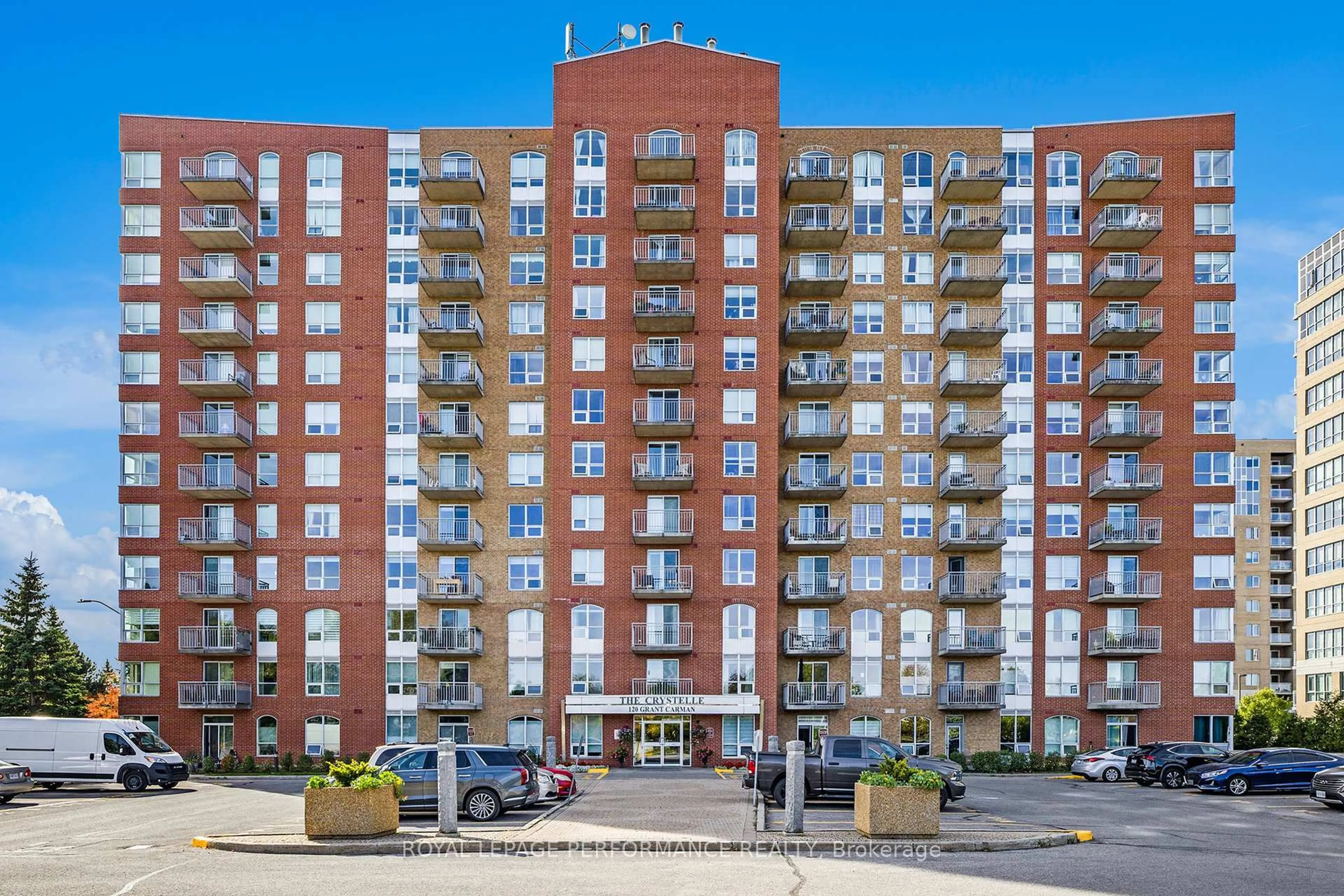 Unknown for 120 Grant Carman Dr #303, Ottawa Ontario K2E 1C8