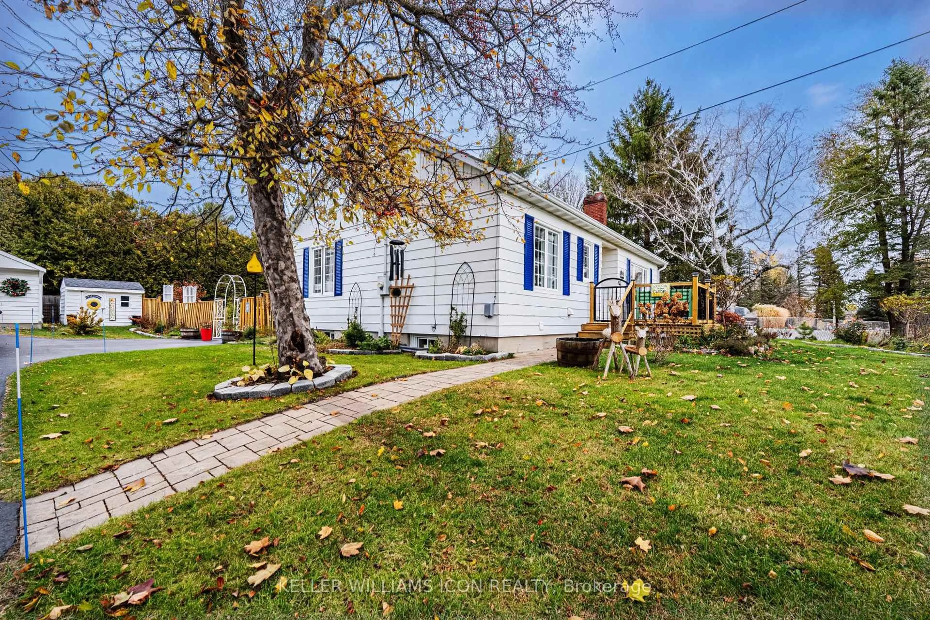 Home with vinyl exterior material, street for 320 Donald B. Munro Dr, Carp Ontario K0A 1L0