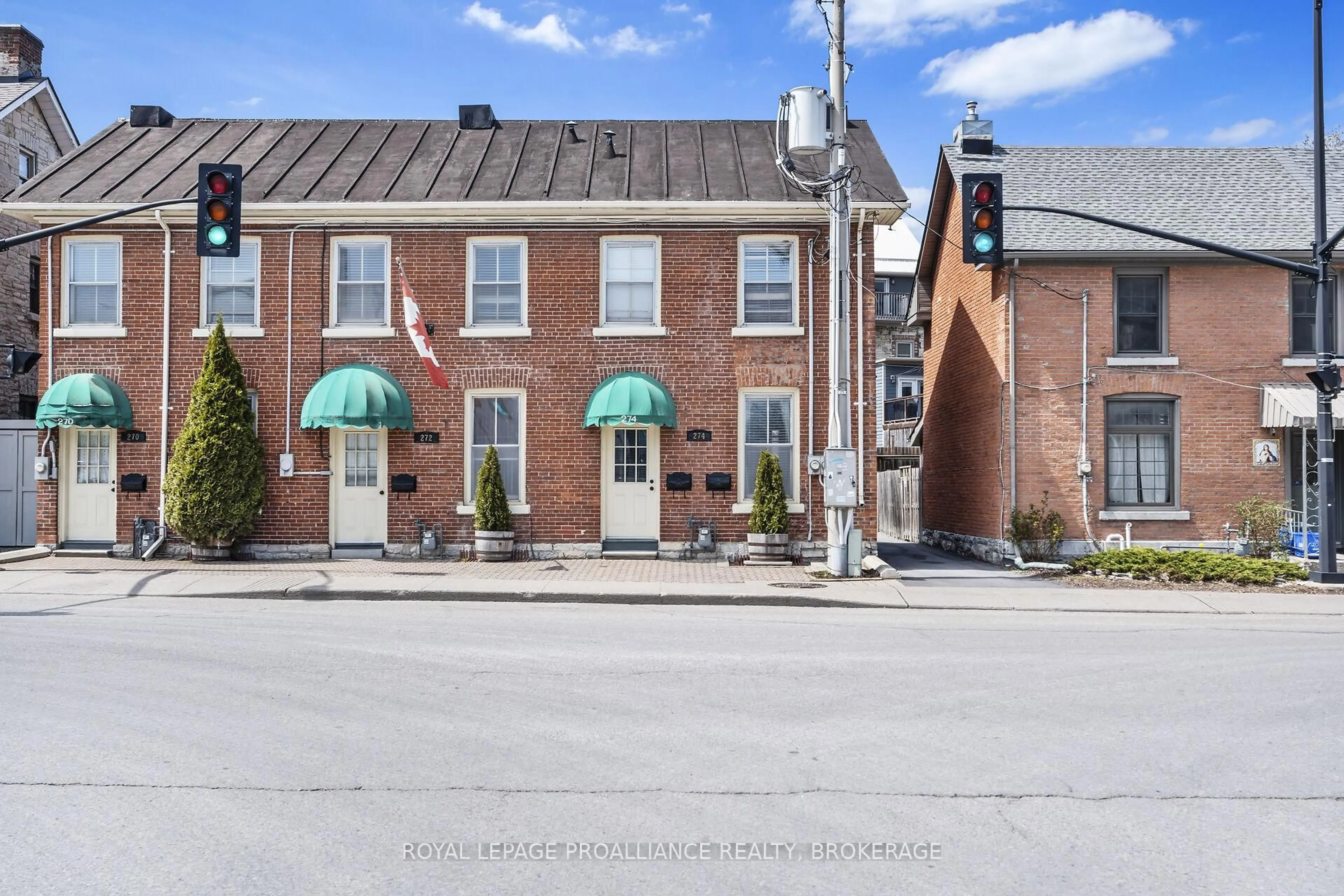 Unknown for 274 Wellington St, Kingston Ontario K7K 2Z1