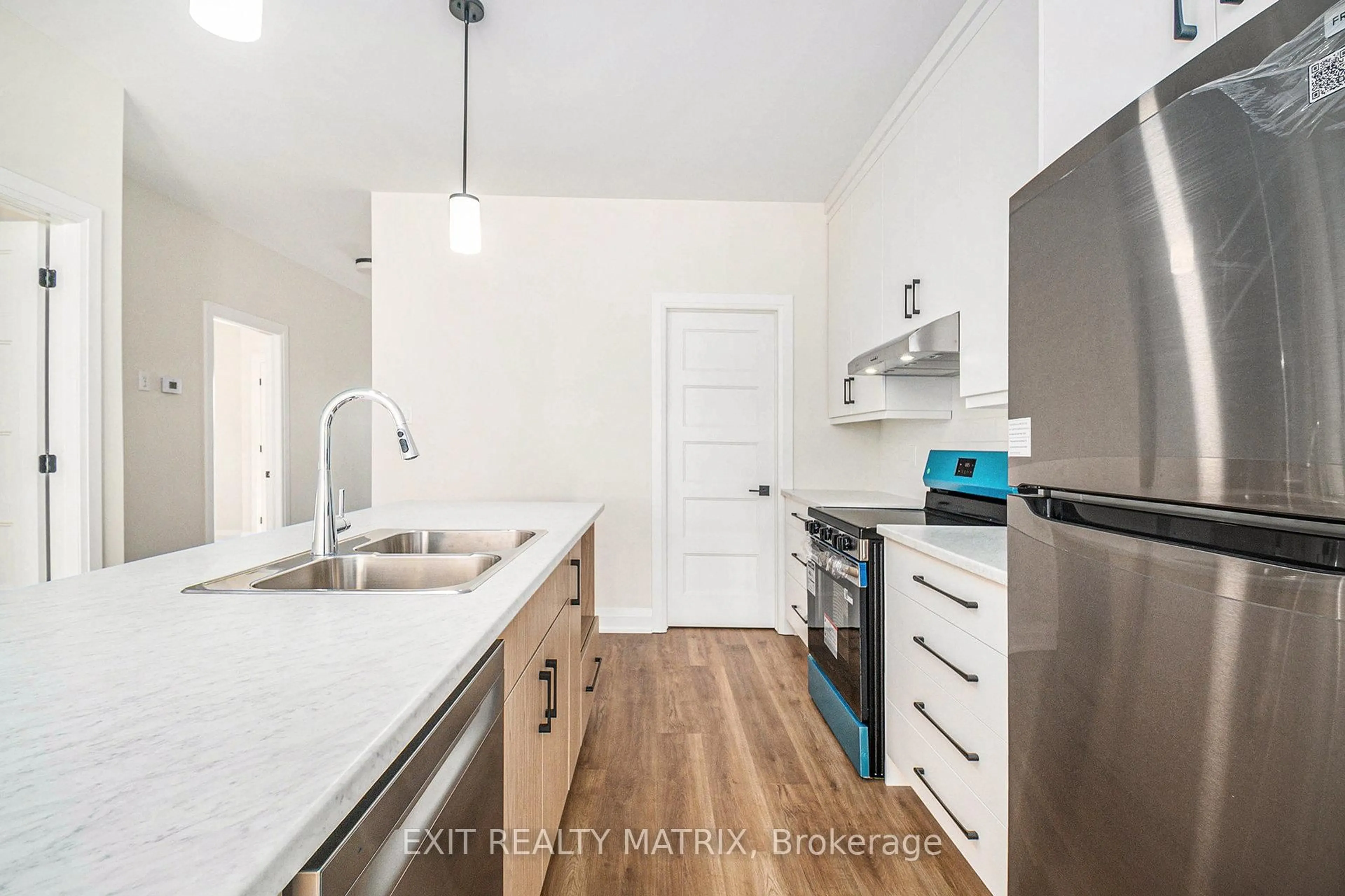 Unknown for 548 Regina St, Russell Ontario K0A 1W0