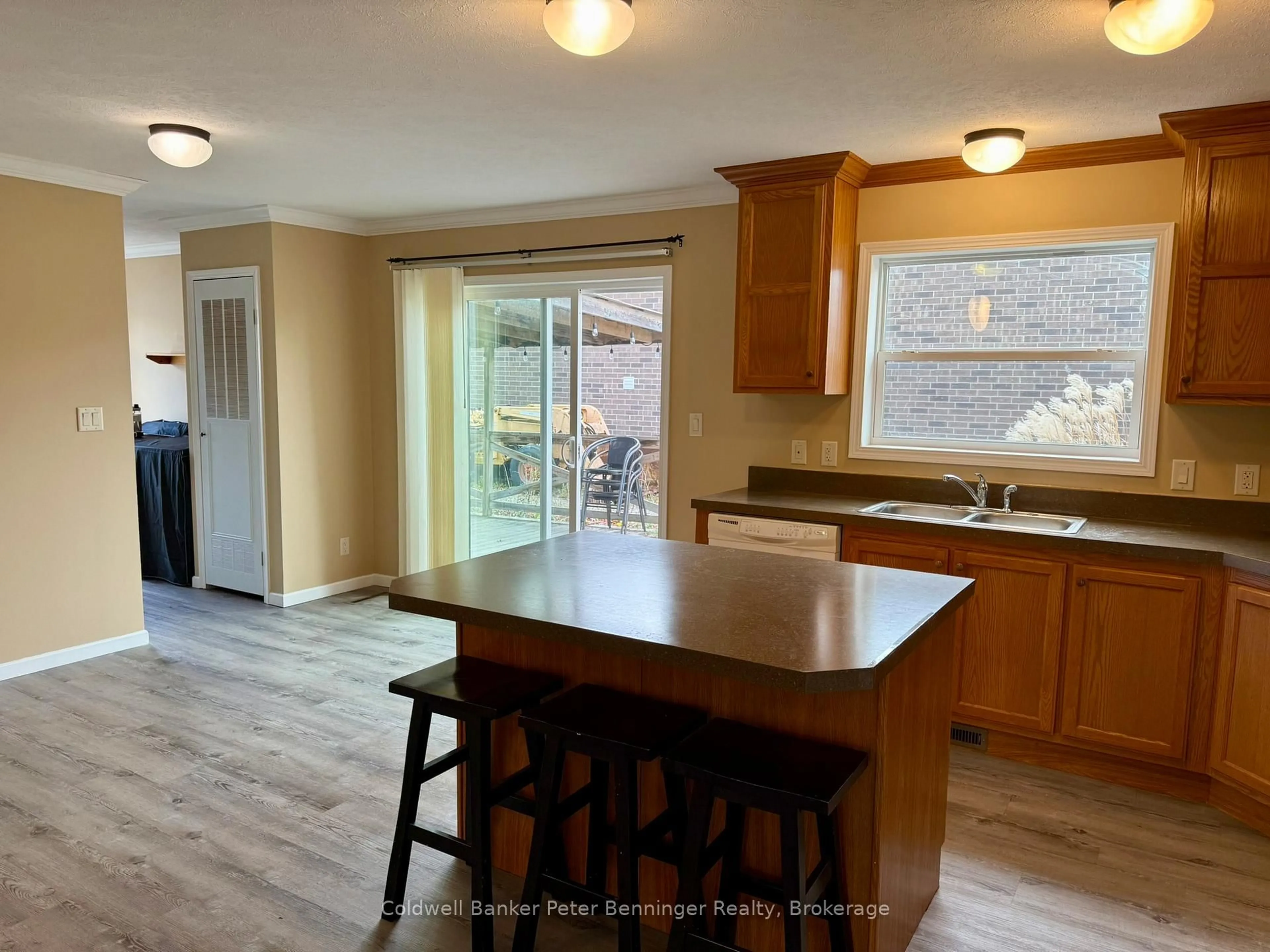 Open concept kitchen, unknown for 28 Rae St, Kincardine Ontario N0G 2T0