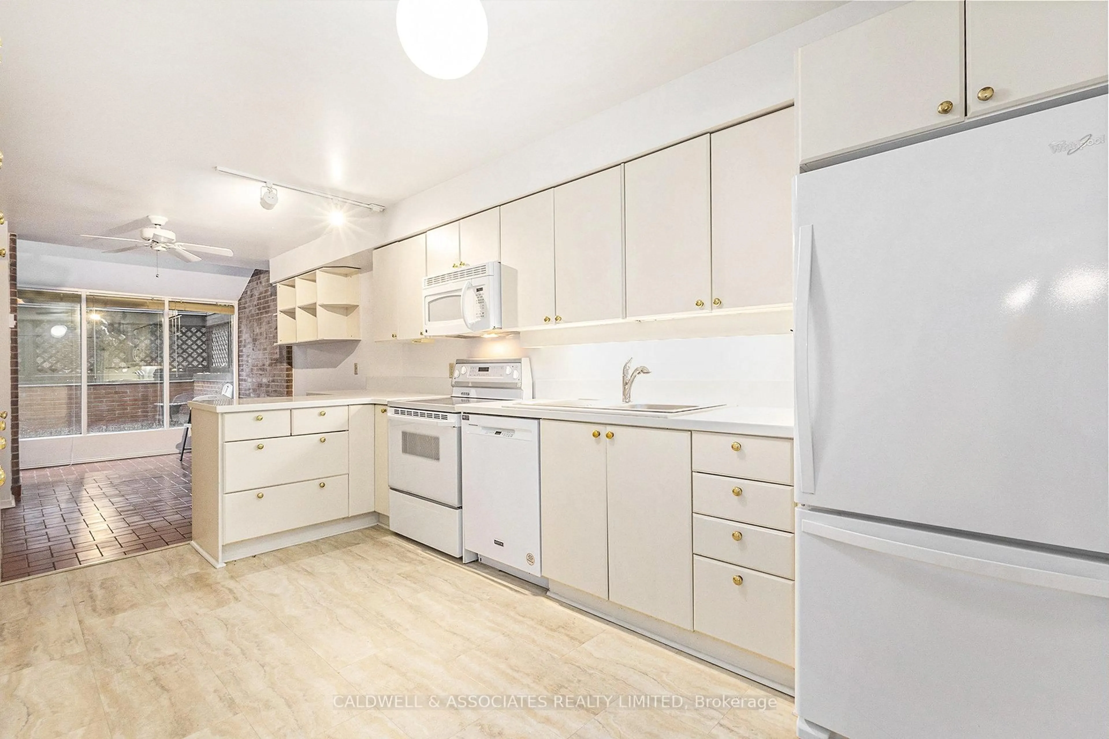 Standard kitchen, unknown for 140 Rideau Terr #1, Ottawa Ontario K1M 0Z2