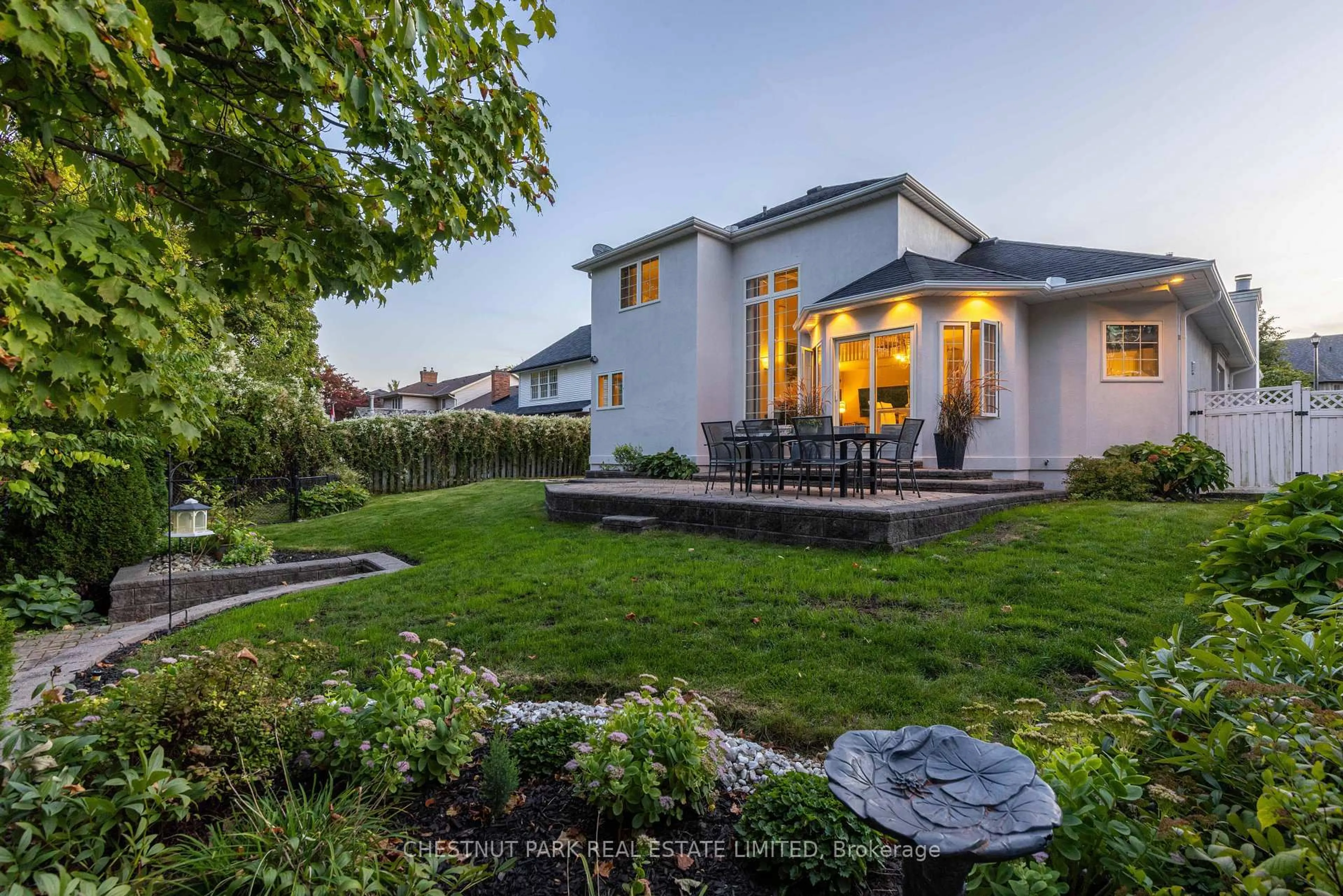 Patio, street for 81 Francis Creek Blvd, St. Catharines Ontario L2W 1B3